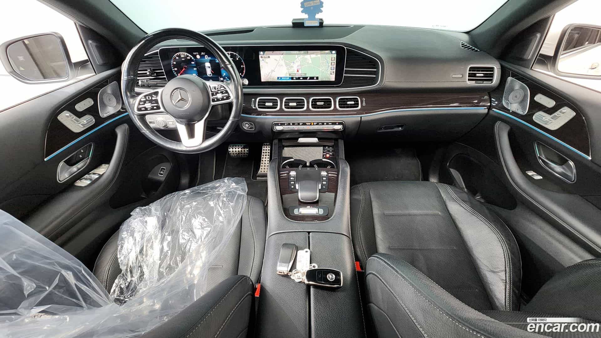 GLE-Class Mercedes-Benz 2021.2-INNER-007