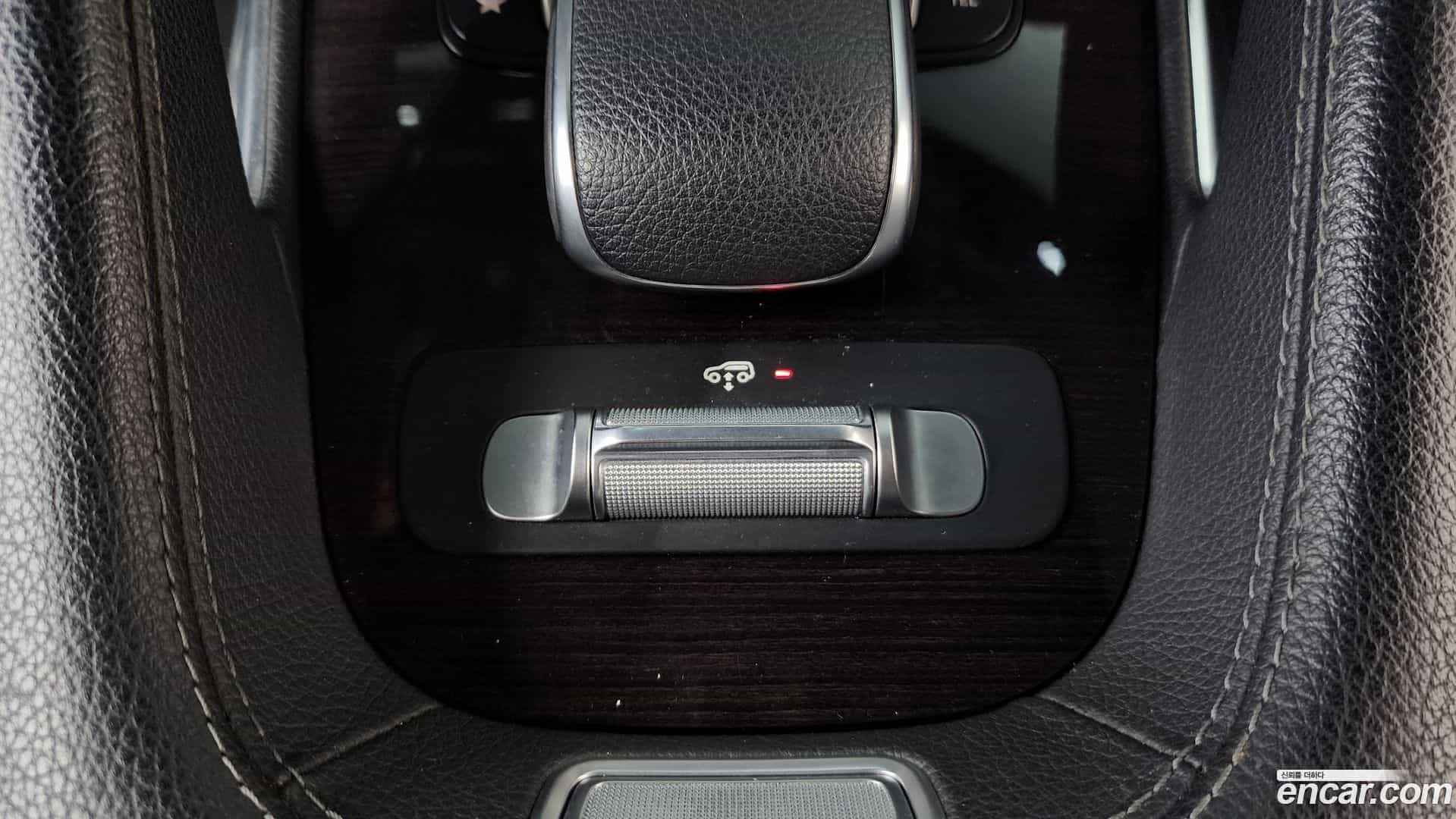 GLE-Class Mercedes-Benz 2021.2-OPTION-020