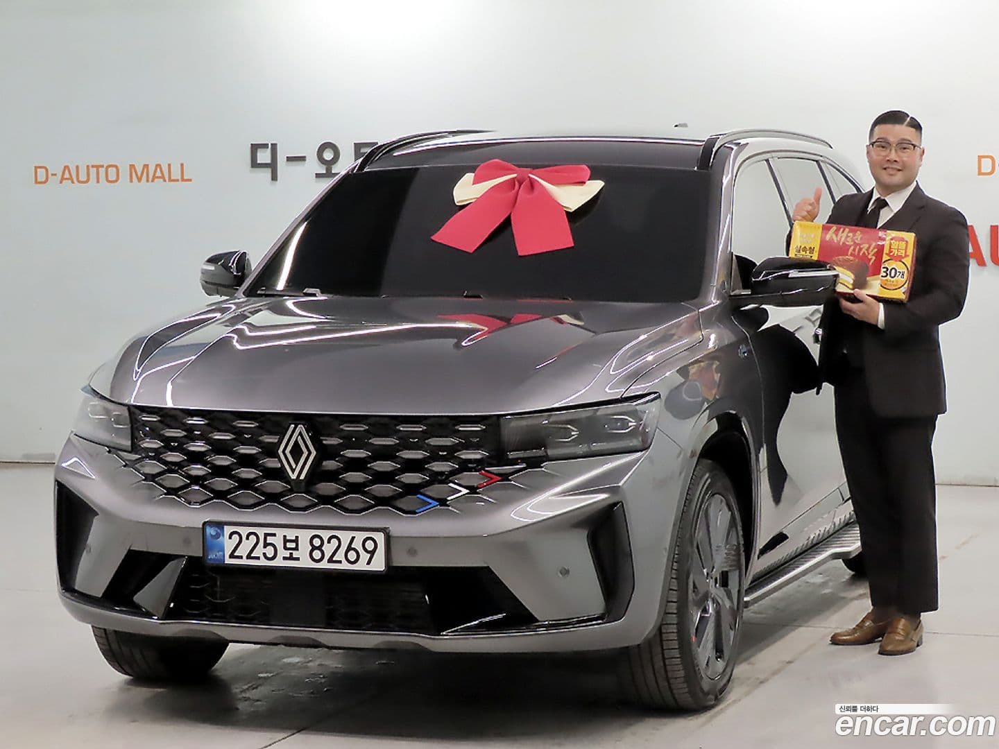 Main__Slider__Photo:Grand Koleos Renault Korea 2025.8-0
