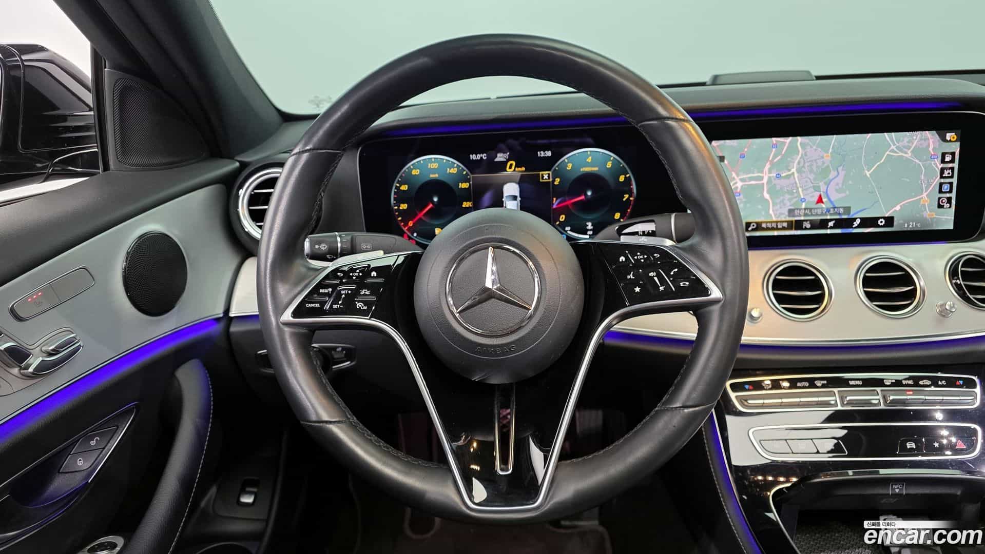 E-Class Mercedes-Benz 2021.0-OPTION-017