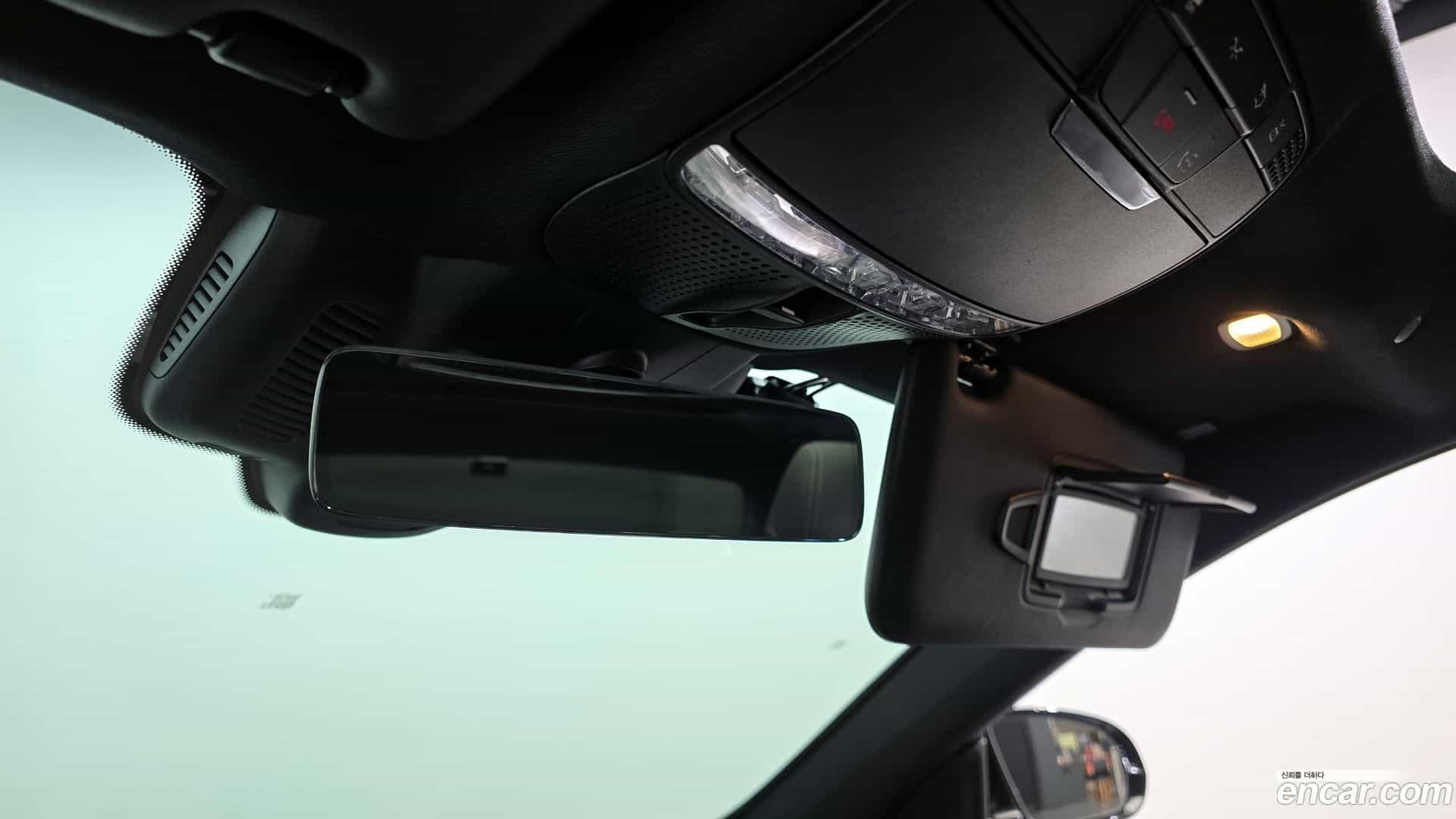 E-Class Mercedes-Benz 2021.0-OPTION-020