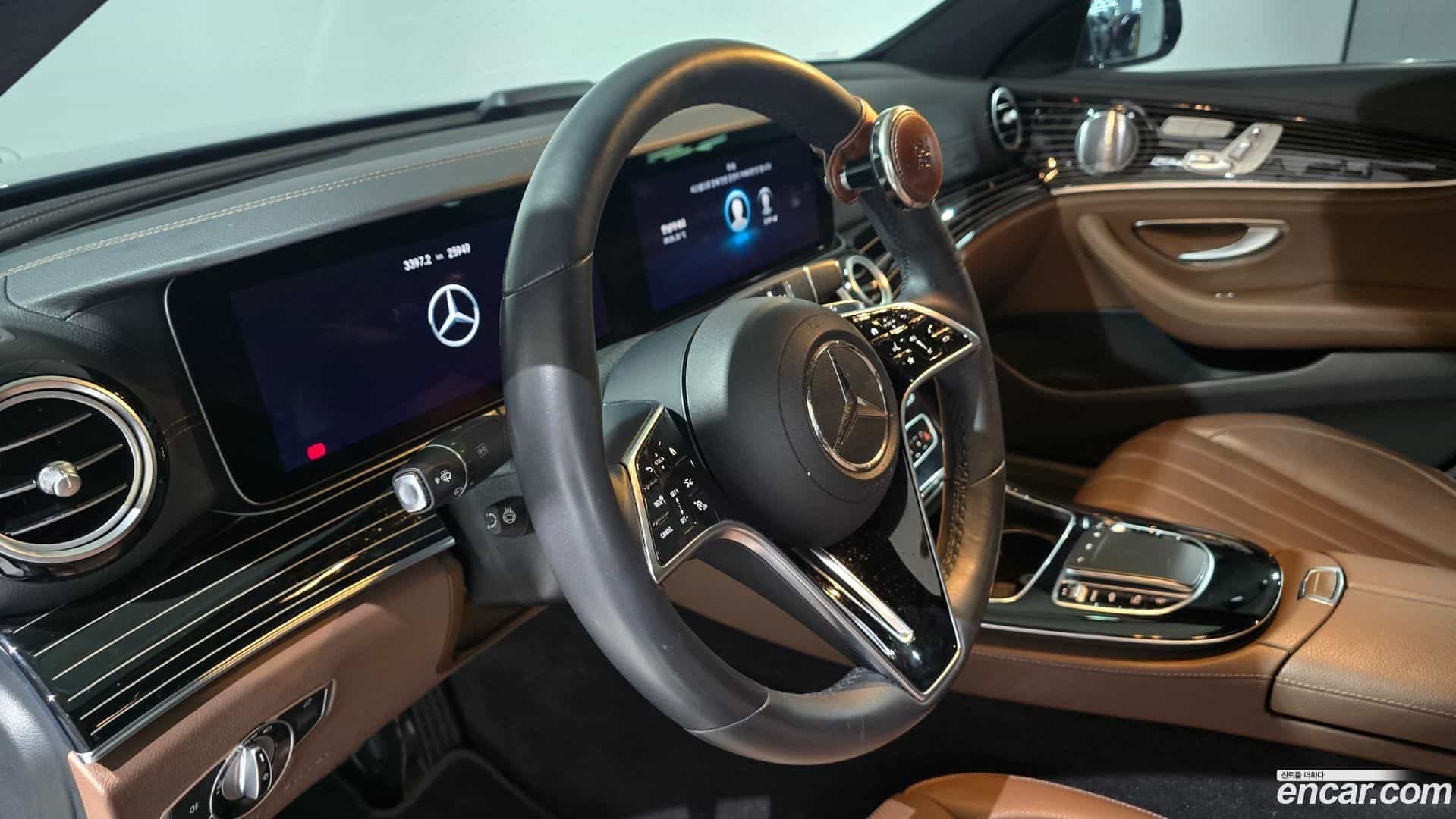 E-Class Mercedes-Benz 2021.2-OPTION-019