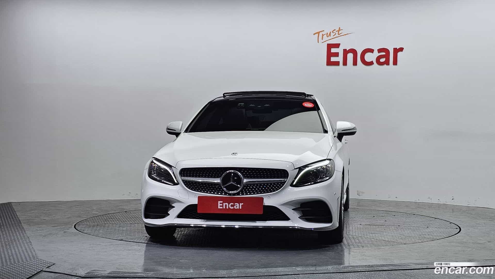C-Class Mercedes-Benz 2023.9-OUTER-003