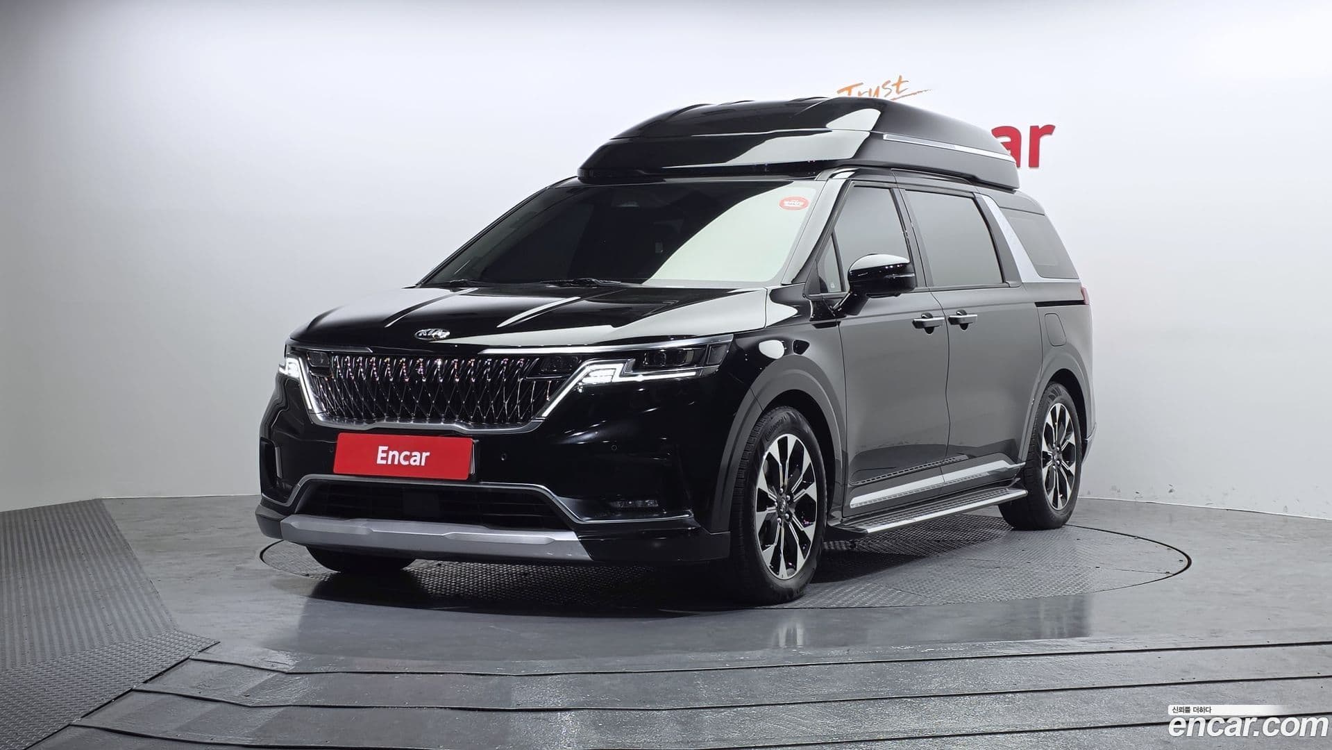 Main__Slider__Photo:Canival Kia 2021.6-0