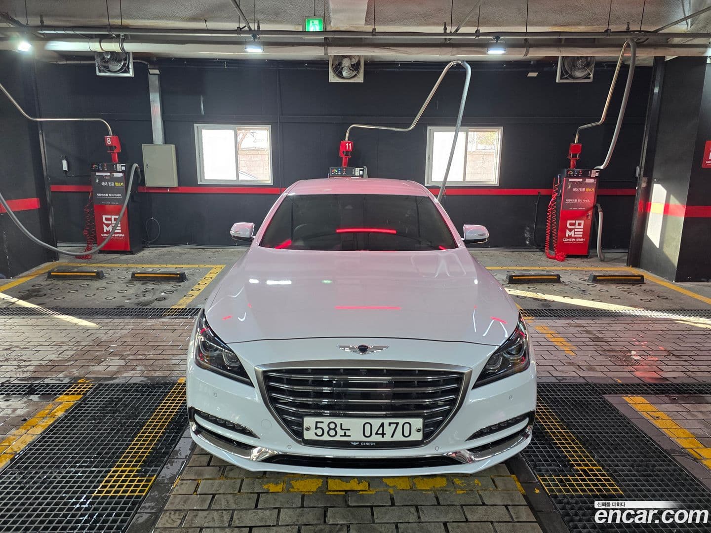Main__Slider__Photo:G80 Genesis 2016.7-0