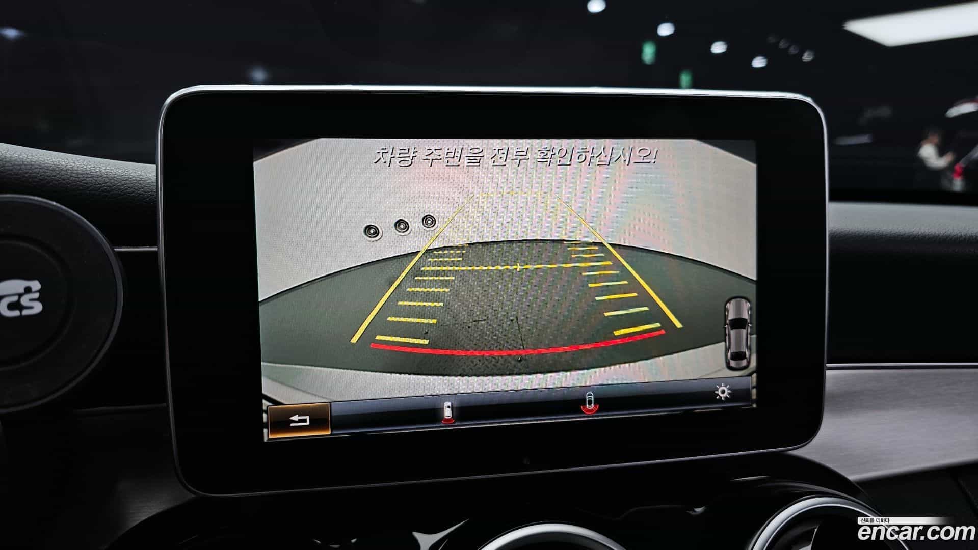 C-Class Mercedes-Benz 2015.9-OPTION-018