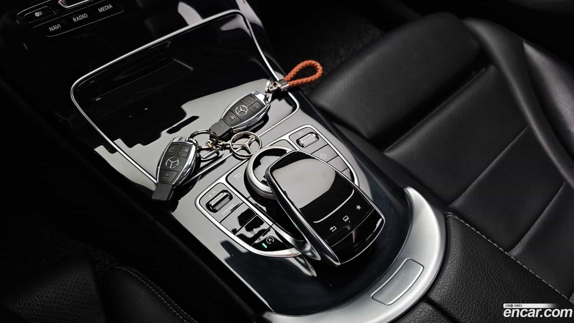C-Class Mercedes-Benz 2015.9-OPTION-021