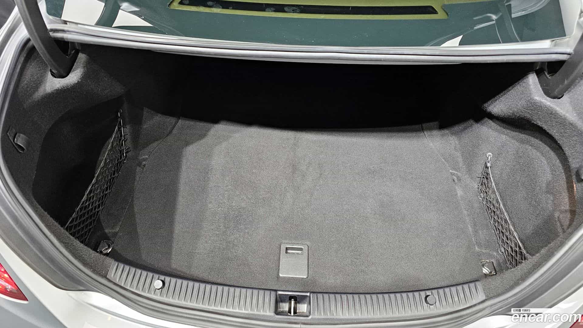 C-Class Mercedes-Benz 2015.9-OPTION-024
