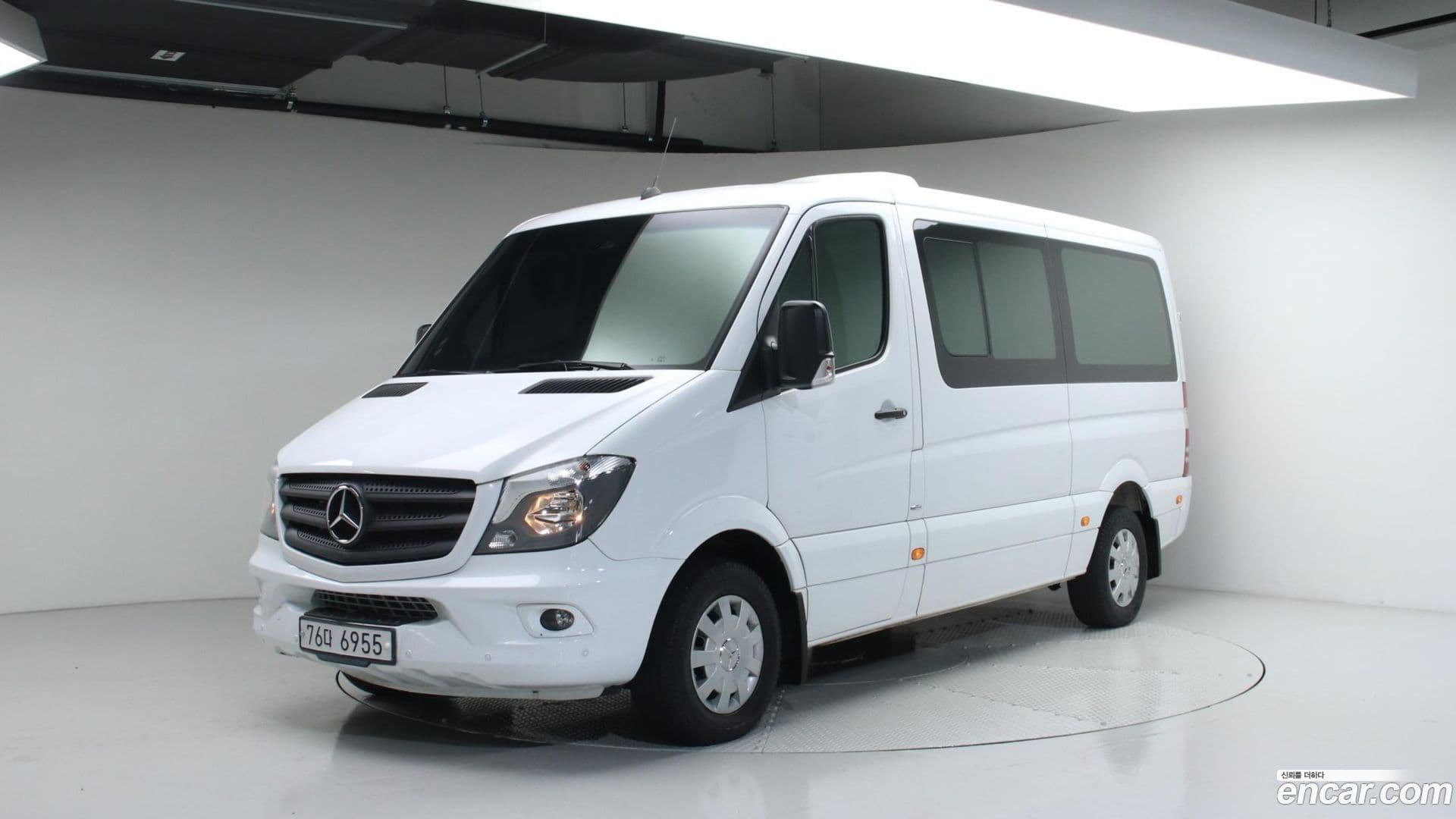 Main__Slider__Photo:Sprinter Mercedes-Benz 2017.11-0
