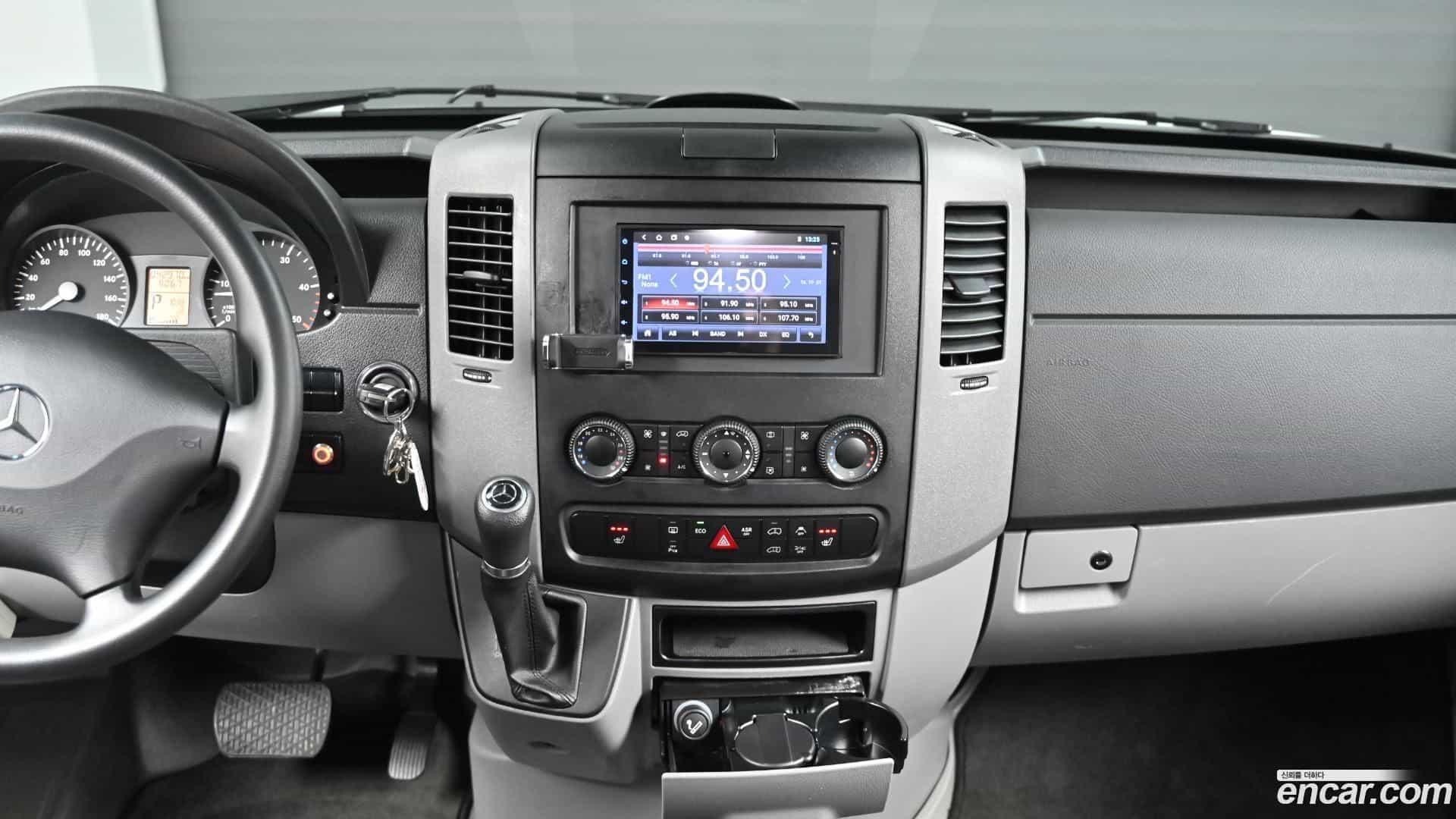 Sprinter Mercedes-Benz 2017.11-OPTION-018