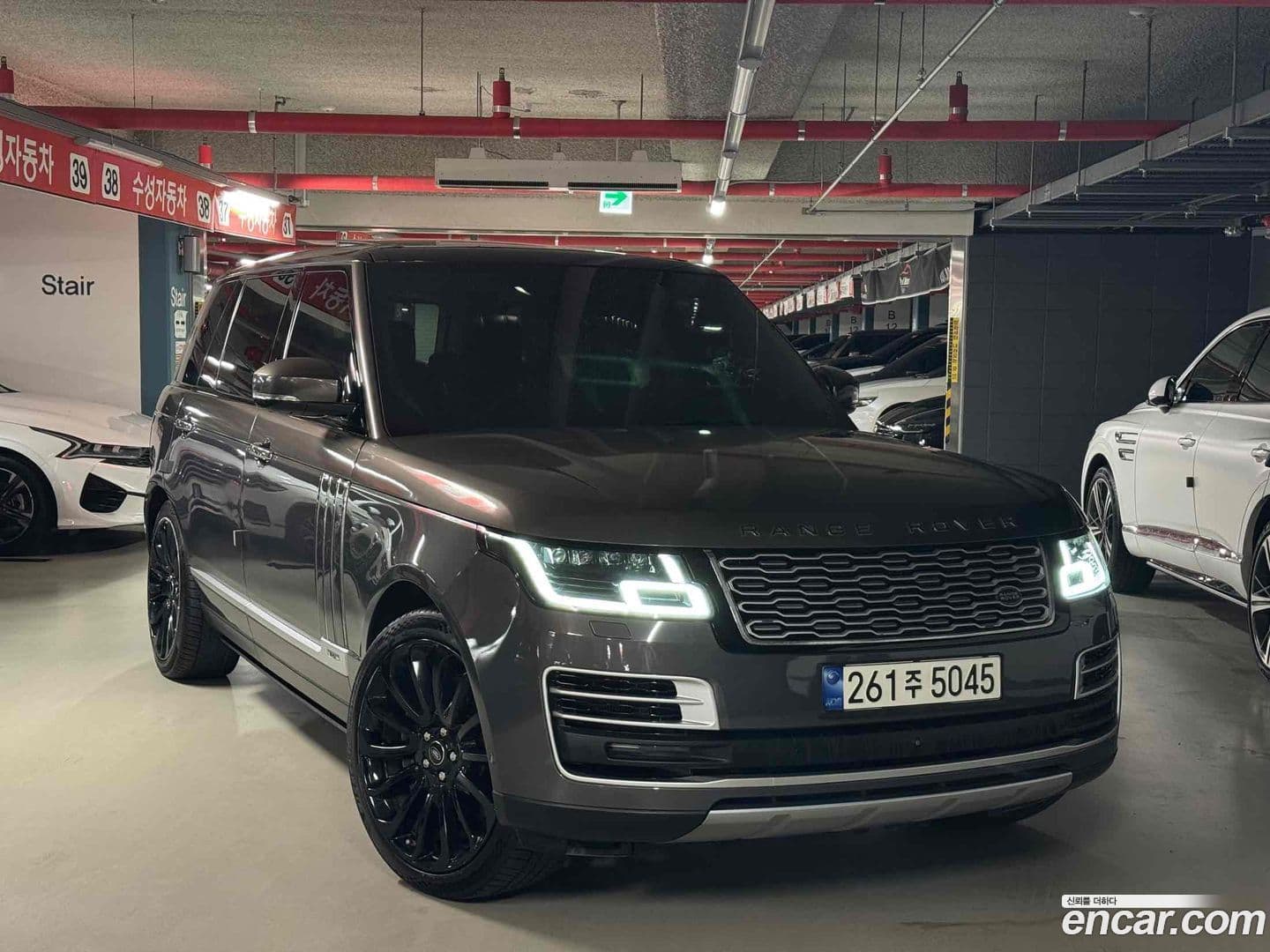 Main__Slider__Photo:Range Rover Land Rover 2016.1-0