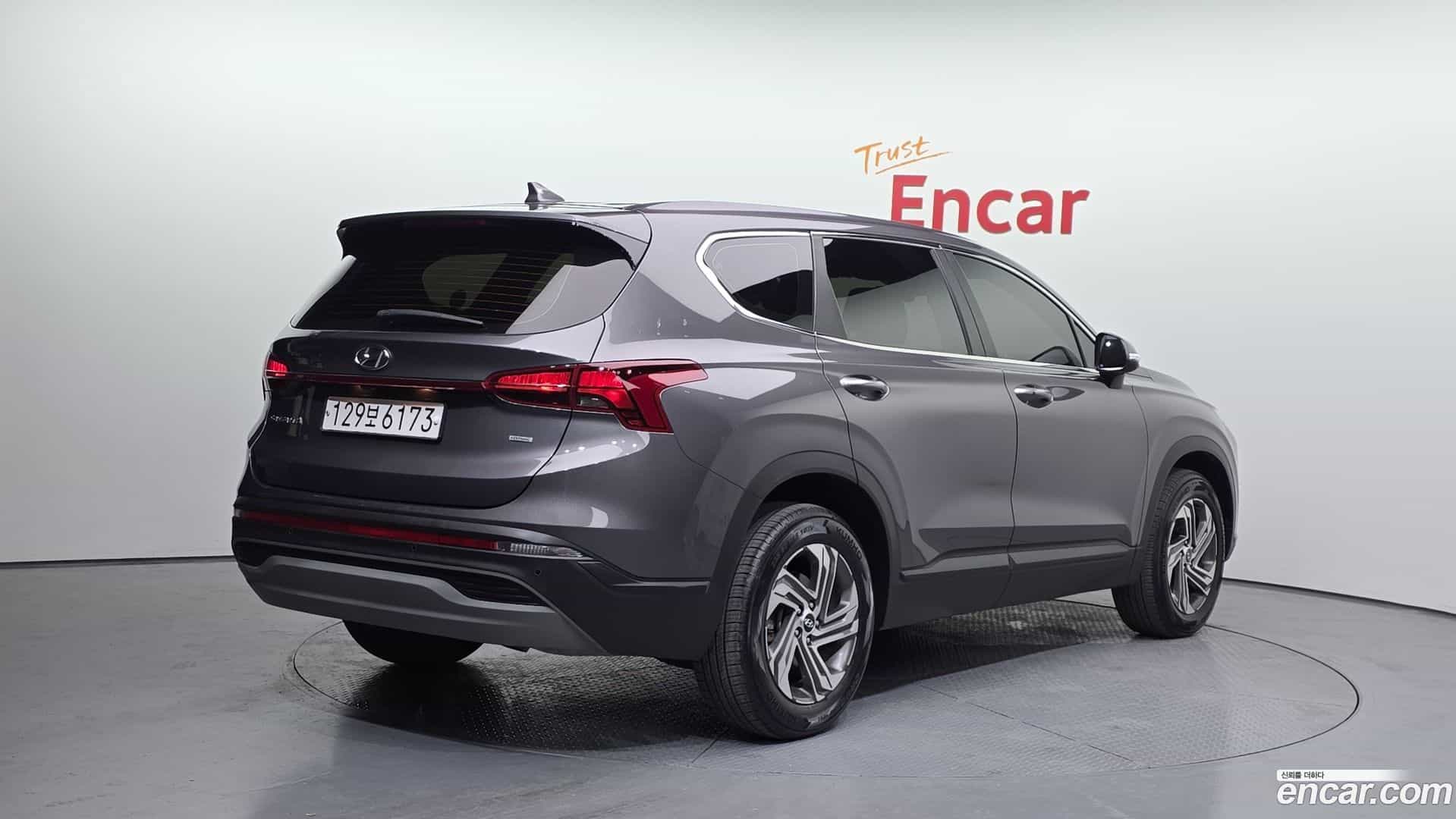 Santafe Hyundai 2022.1-OUTER-002
