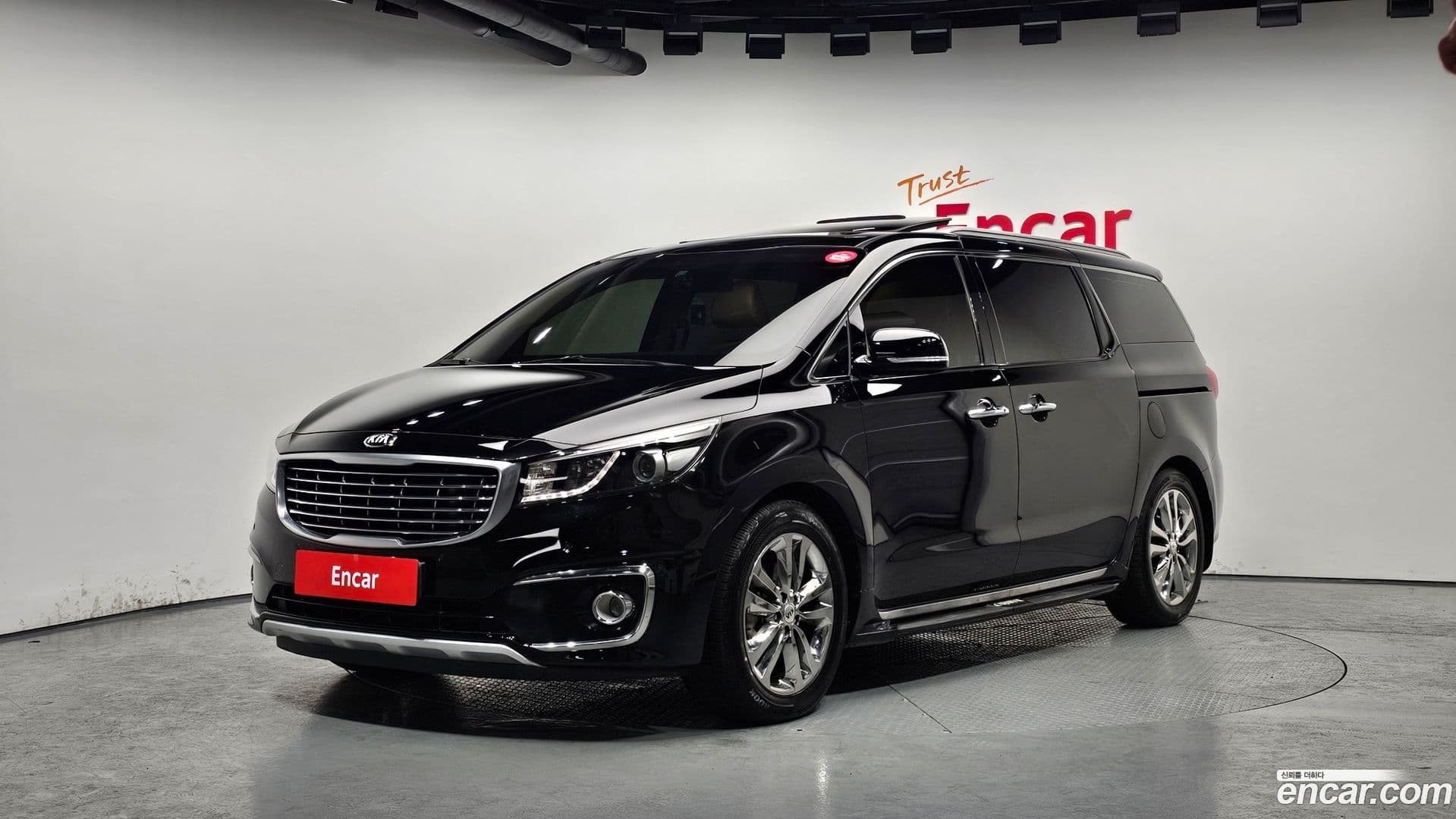 Main__Slider__Photo:Canival Kia 2015.7-0