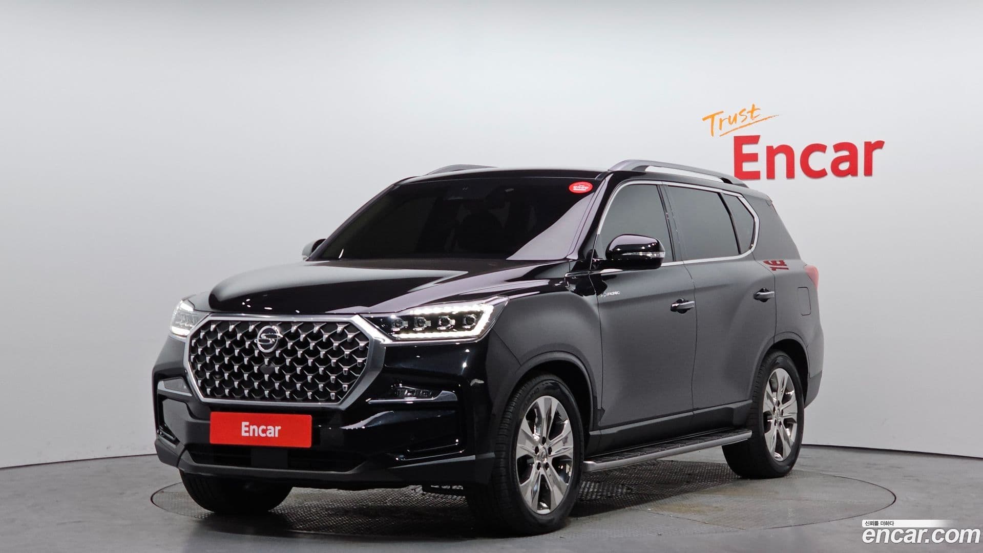 Main__Slider__Photo:Rexton KG Mobility 2020.10-0