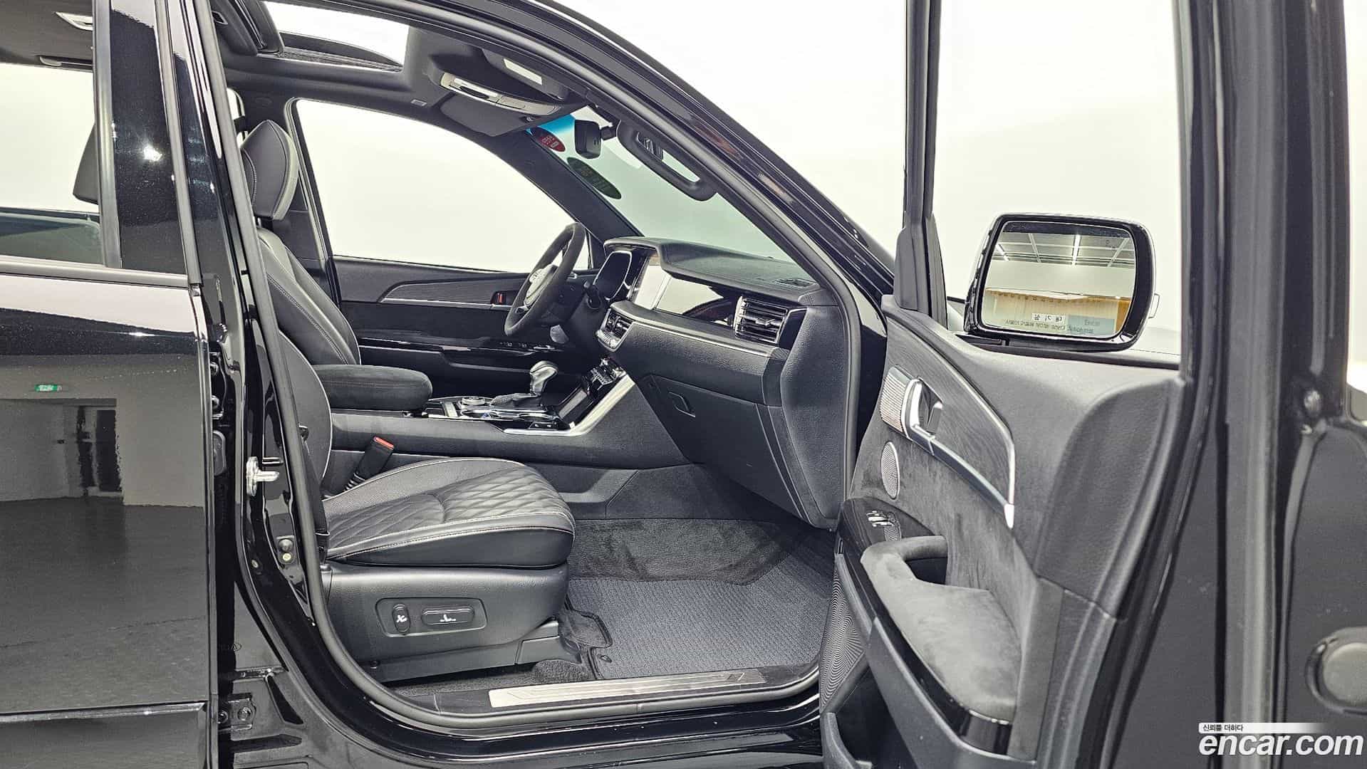 Mohave Kia 2023.2-INNER-010