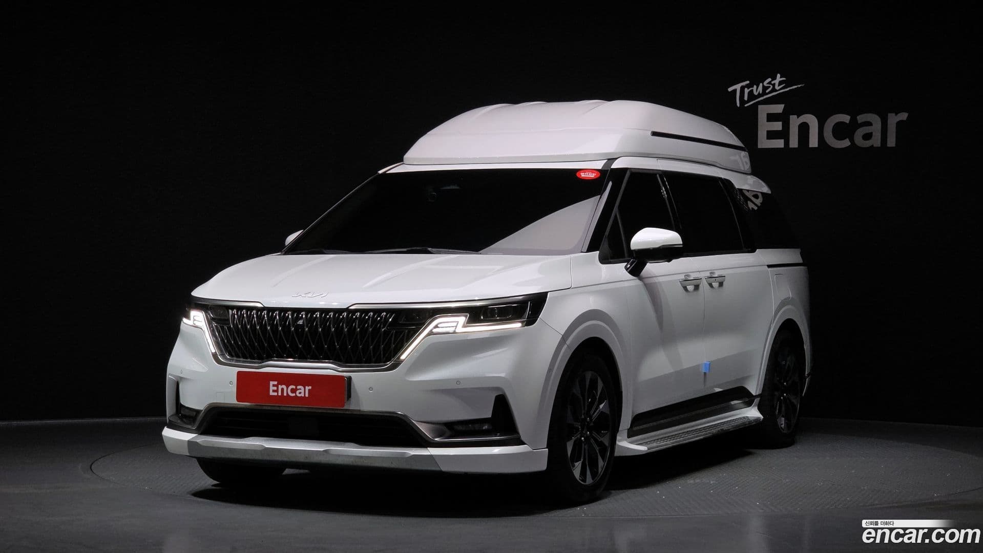 Main__Slider__Photo:Canival Kia 2022.9-0