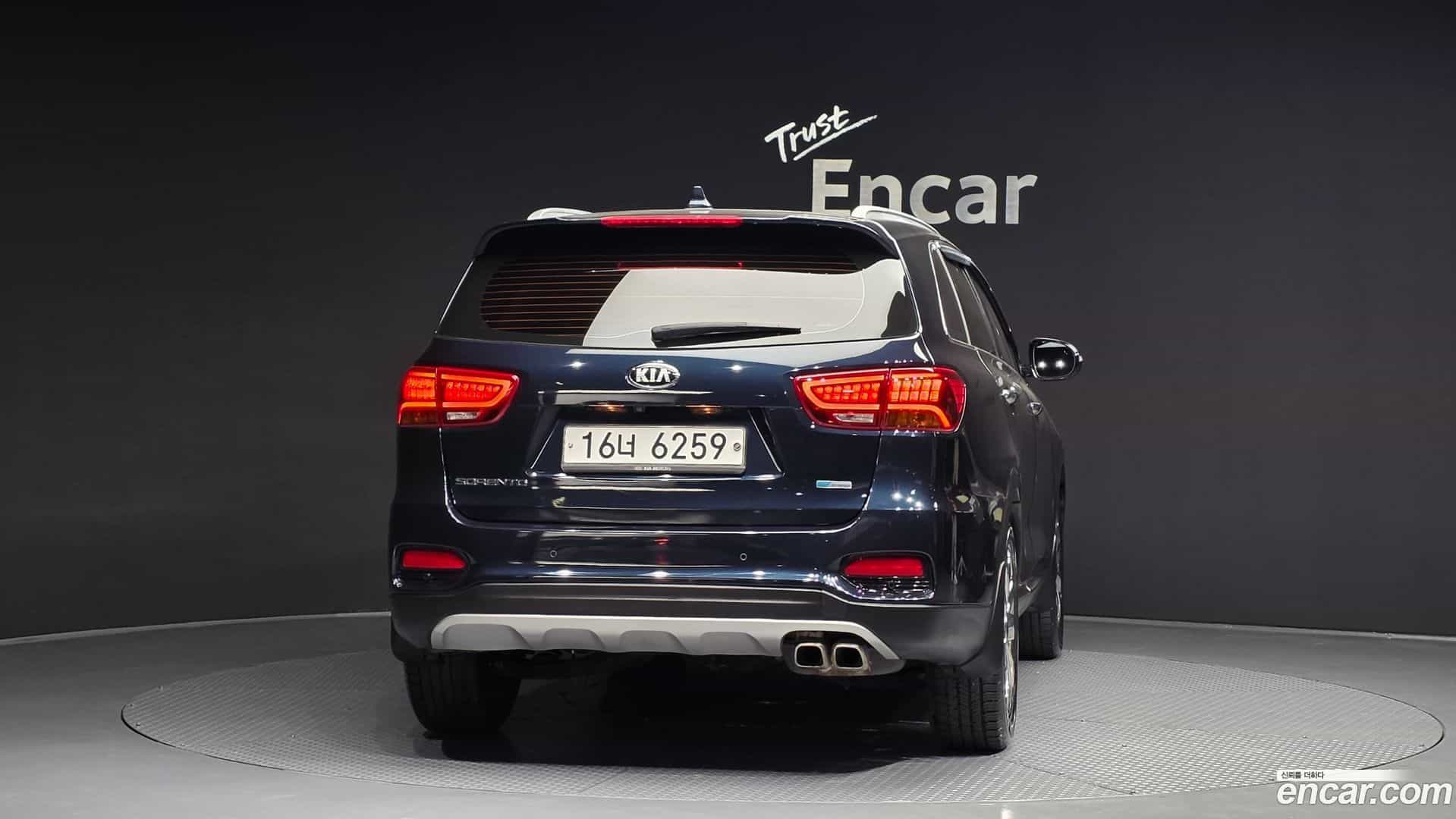 Sorento Kia 2018.0-OUTER-005