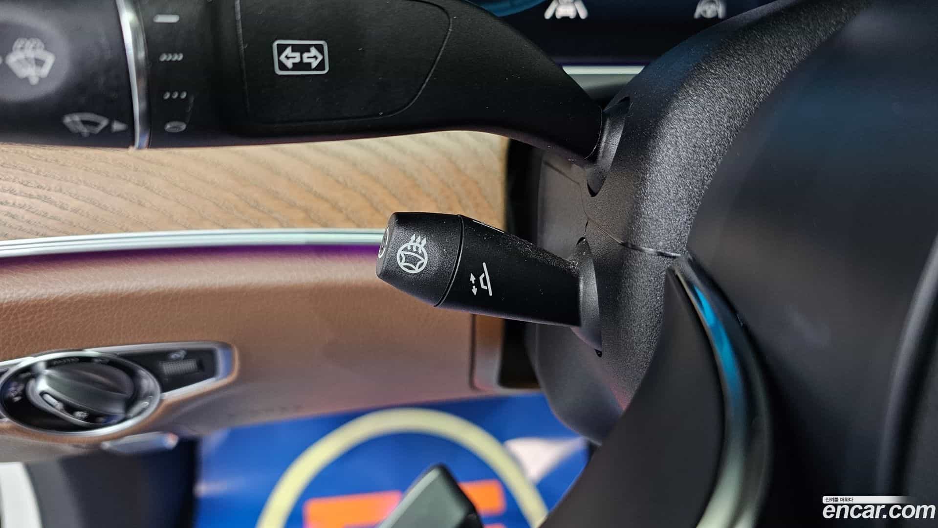 E-Class Mercedes-Benz 2021.2-OPTION-018