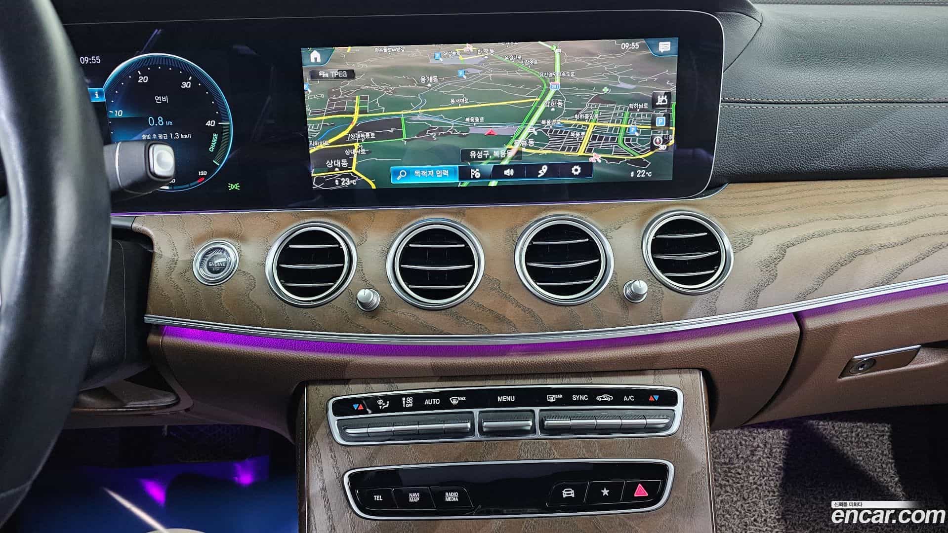 E-Class Mercedes-Benz 2021.2-OPTION-021