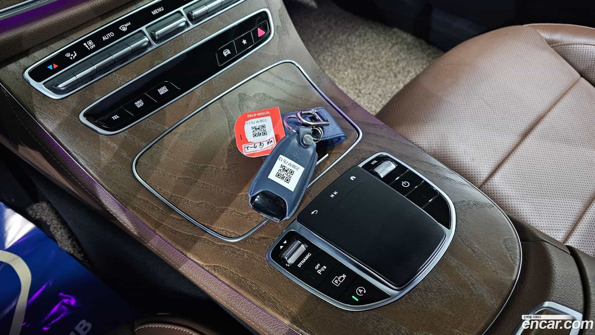 E-Class Mercedes-Benz 2021.2-OPTION-023