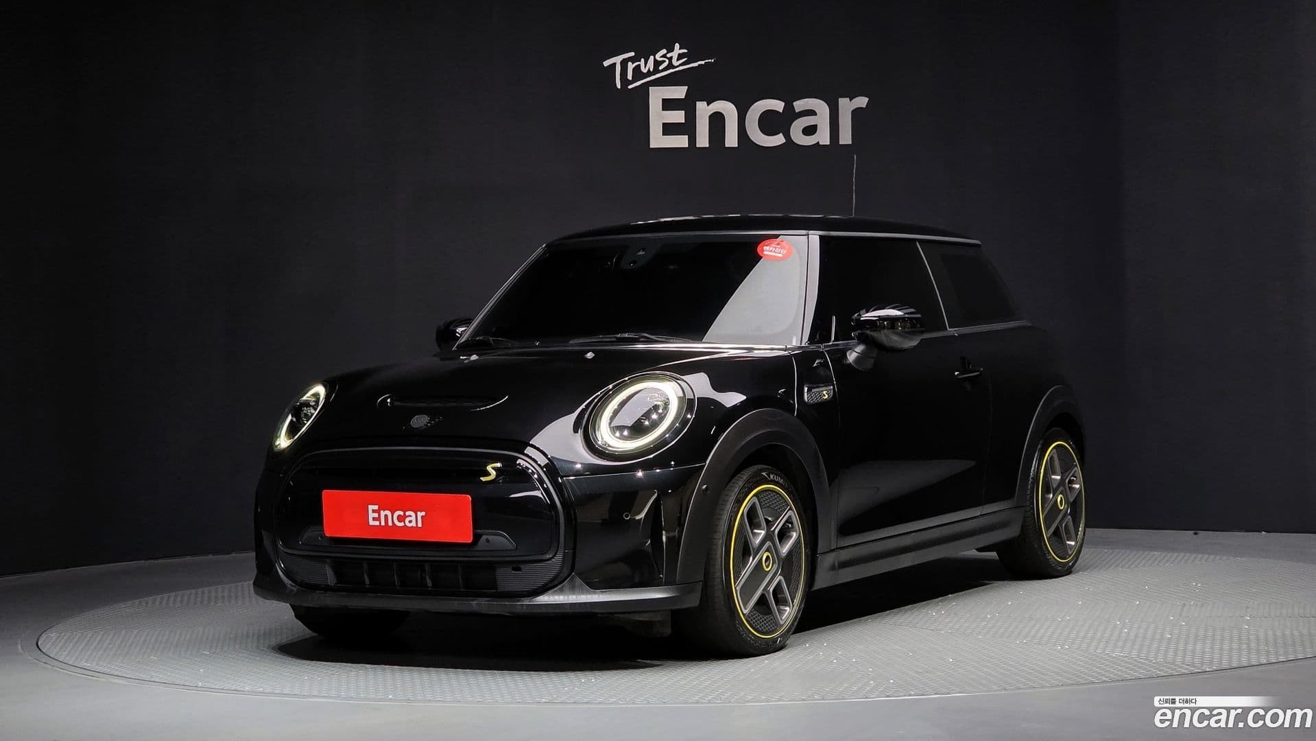 Main__Slider__Photo:Cooper Mini 2023.7-0
