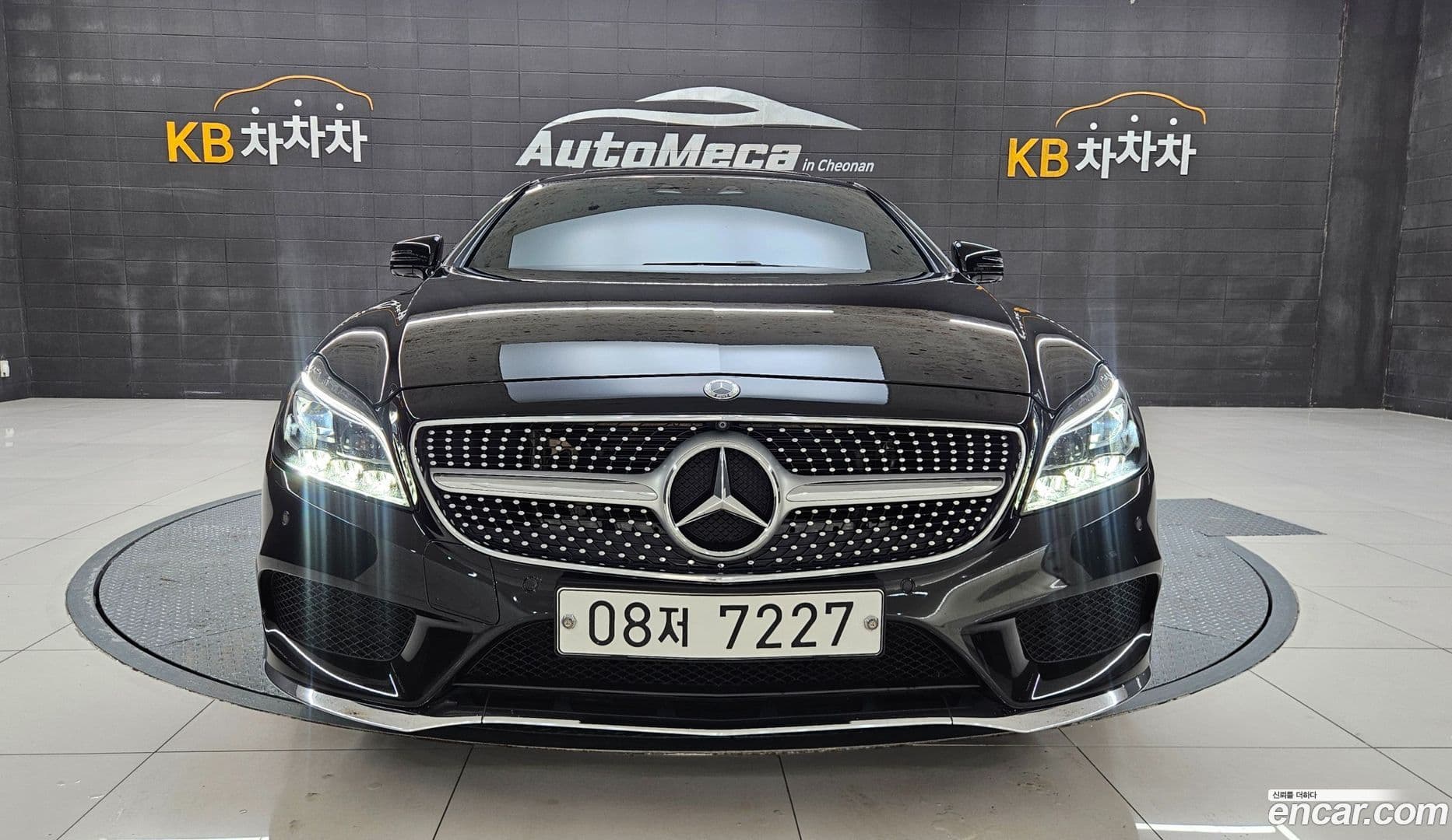 Main__Slider__Photo:CLS-Class Mercedes-Benz 2017.10-0