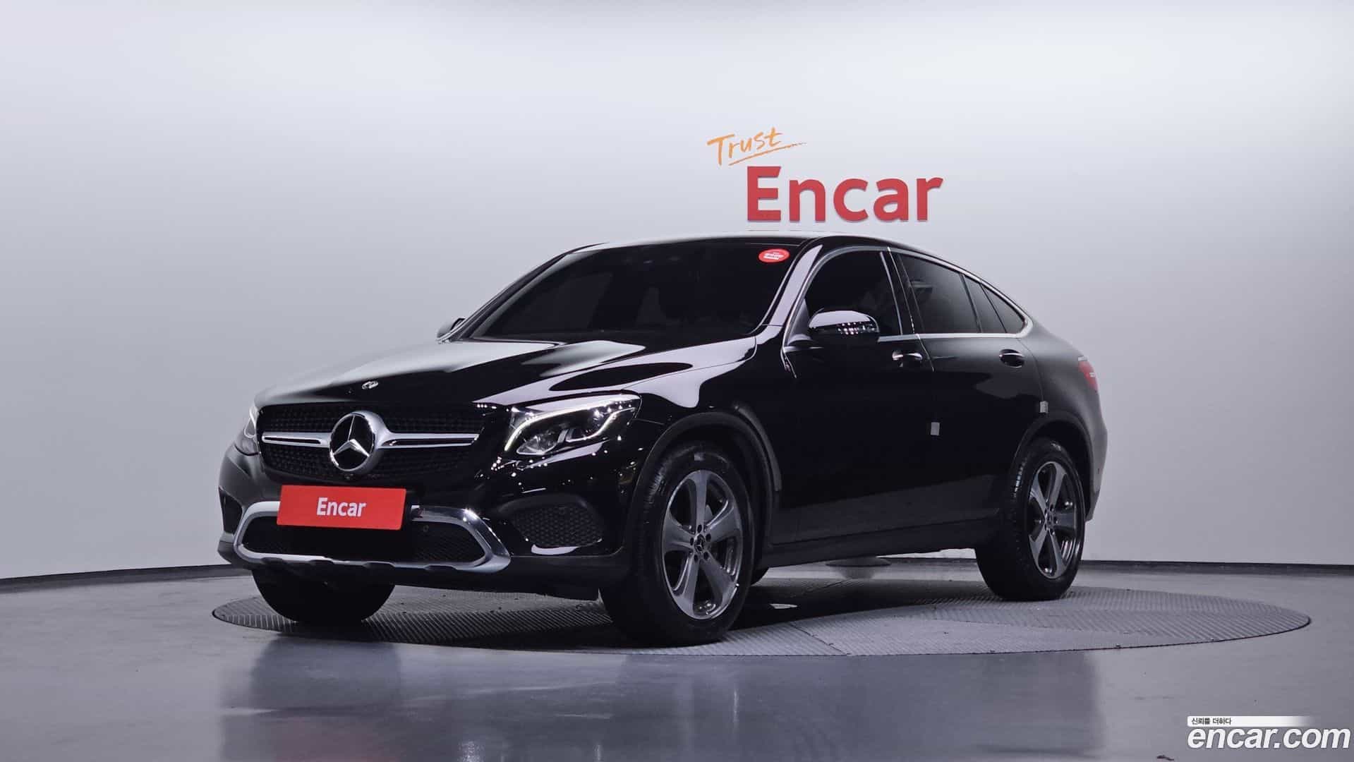 GLC-Class Mercedes-Benz 2019.6-OUTER-001