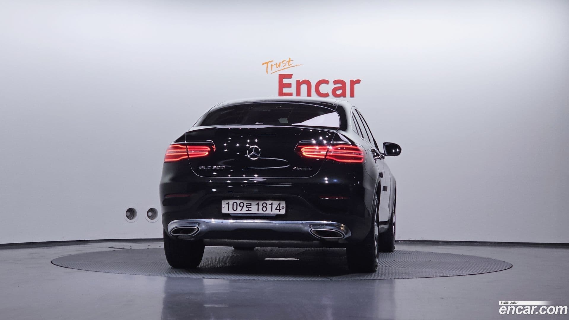 Main__Slider__Photo:GLC-Class Mercedes-Benz 2019.6-3