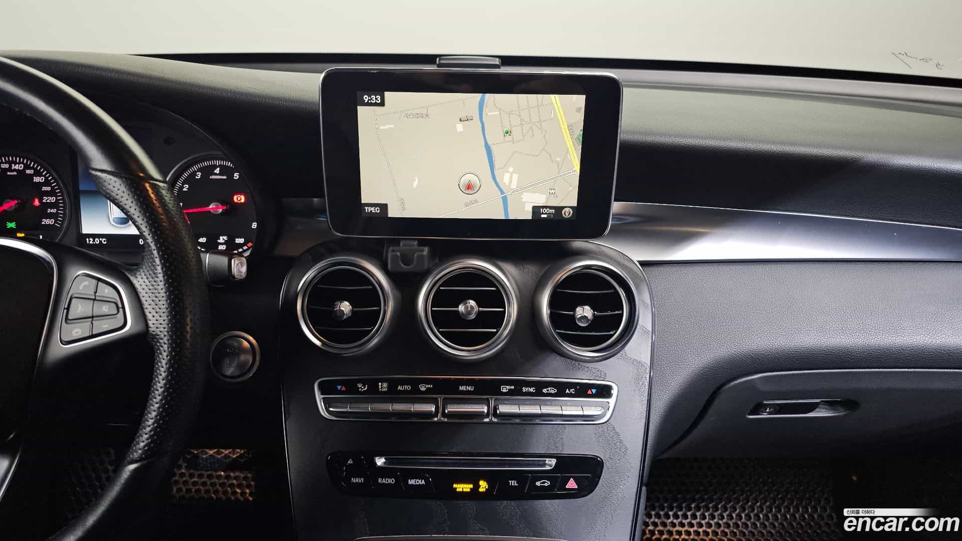 GLC-Class Mercedes-Benz 2019.6-OPTION-018