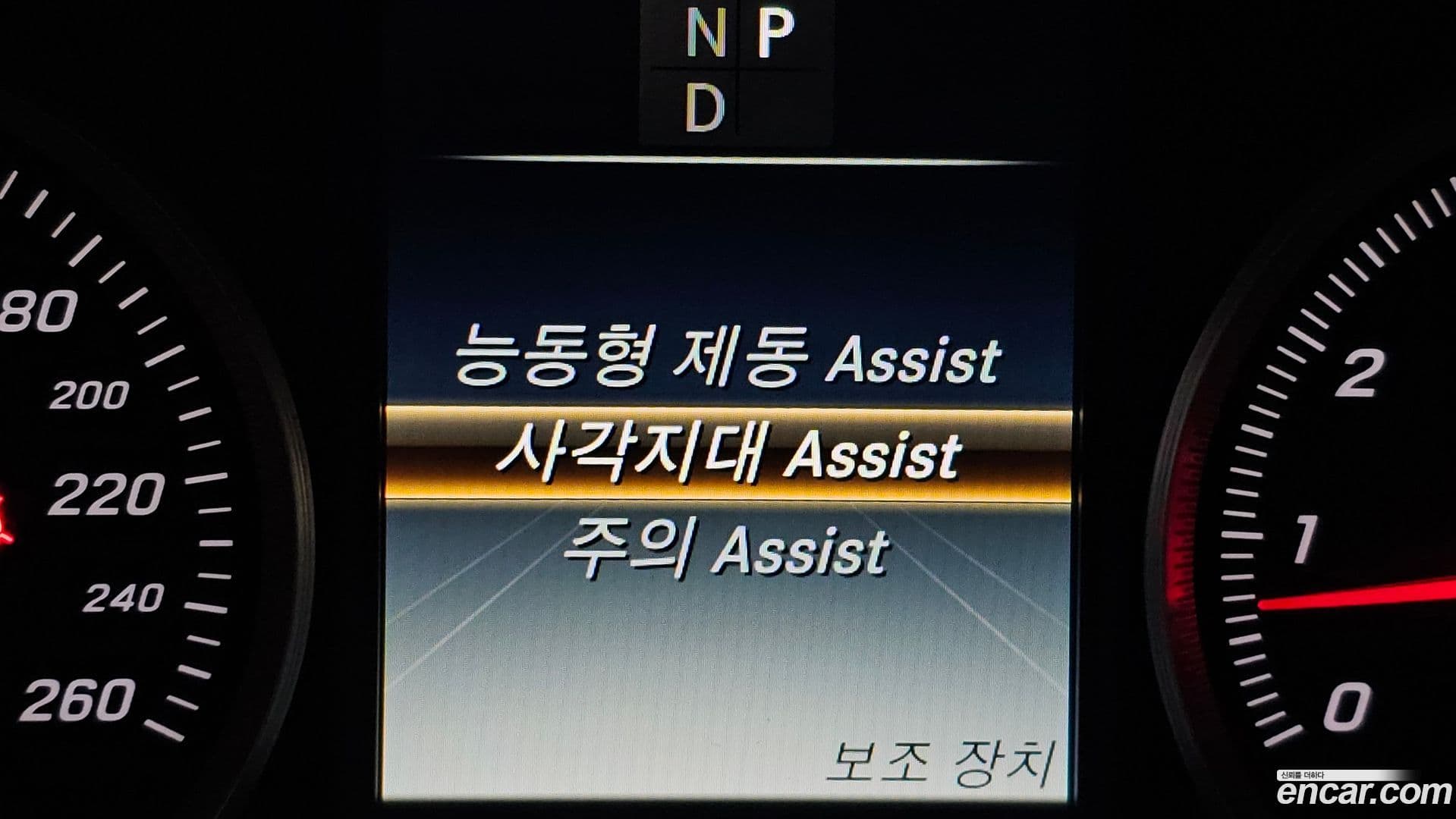 Main__Slider__Photo:GLC-Class Mercedes-Benz 2019.6-16