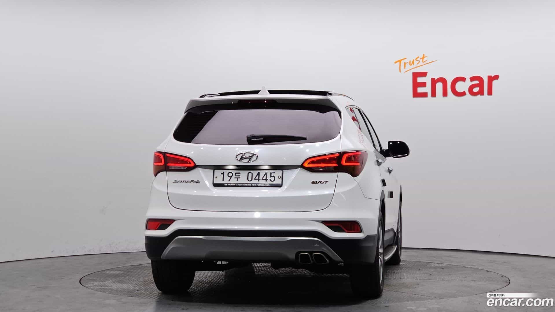 Santafe Hyundai 2015.8-OUTER-004