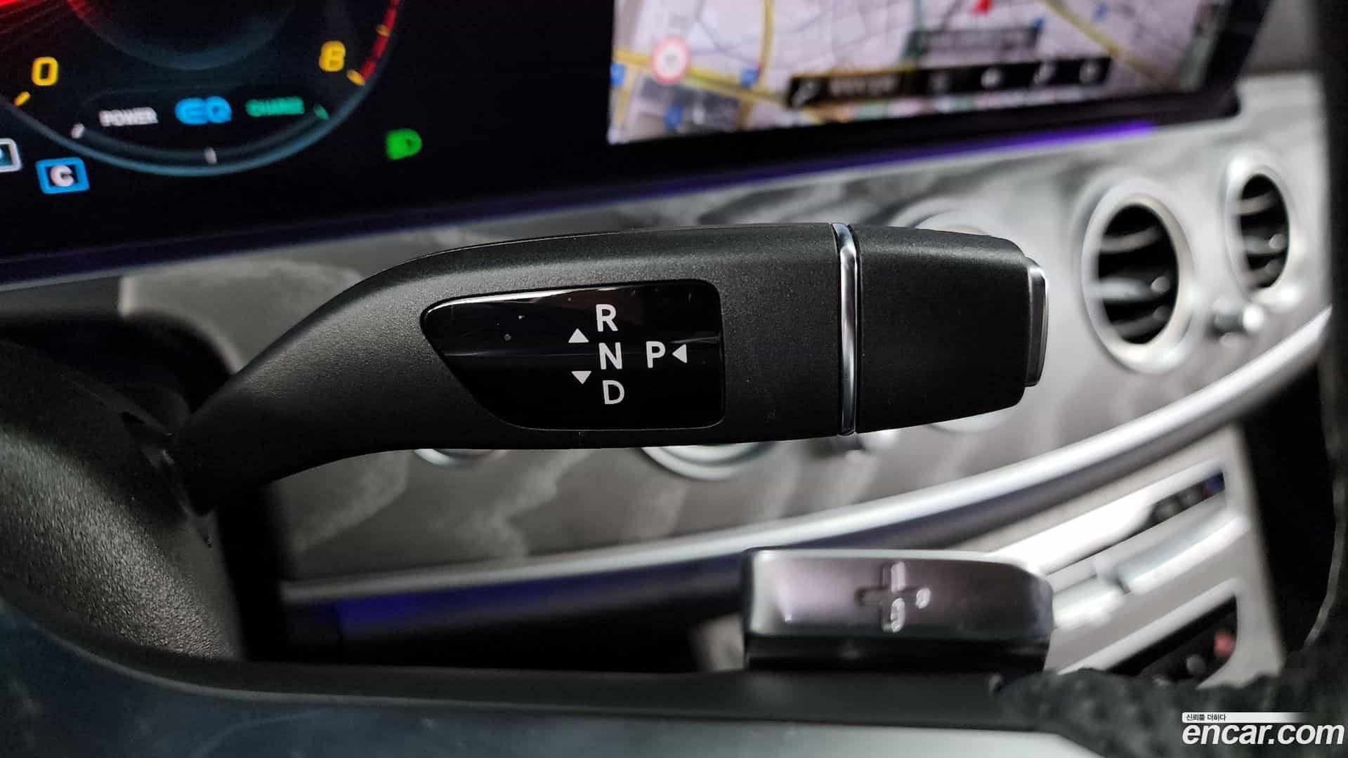 E-Class Mercedes-Benz 2022.2-INNER-009