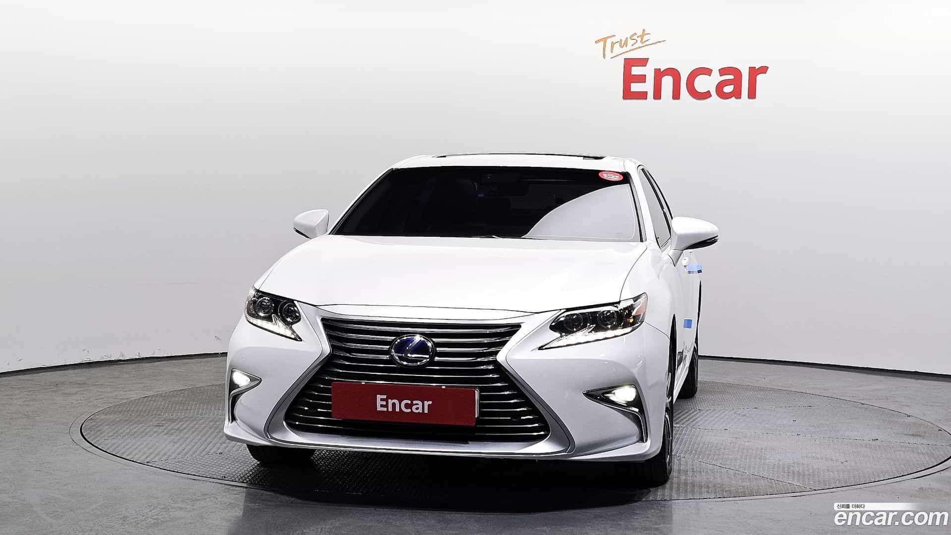 ES Lexus 2016.5-OUTER-003