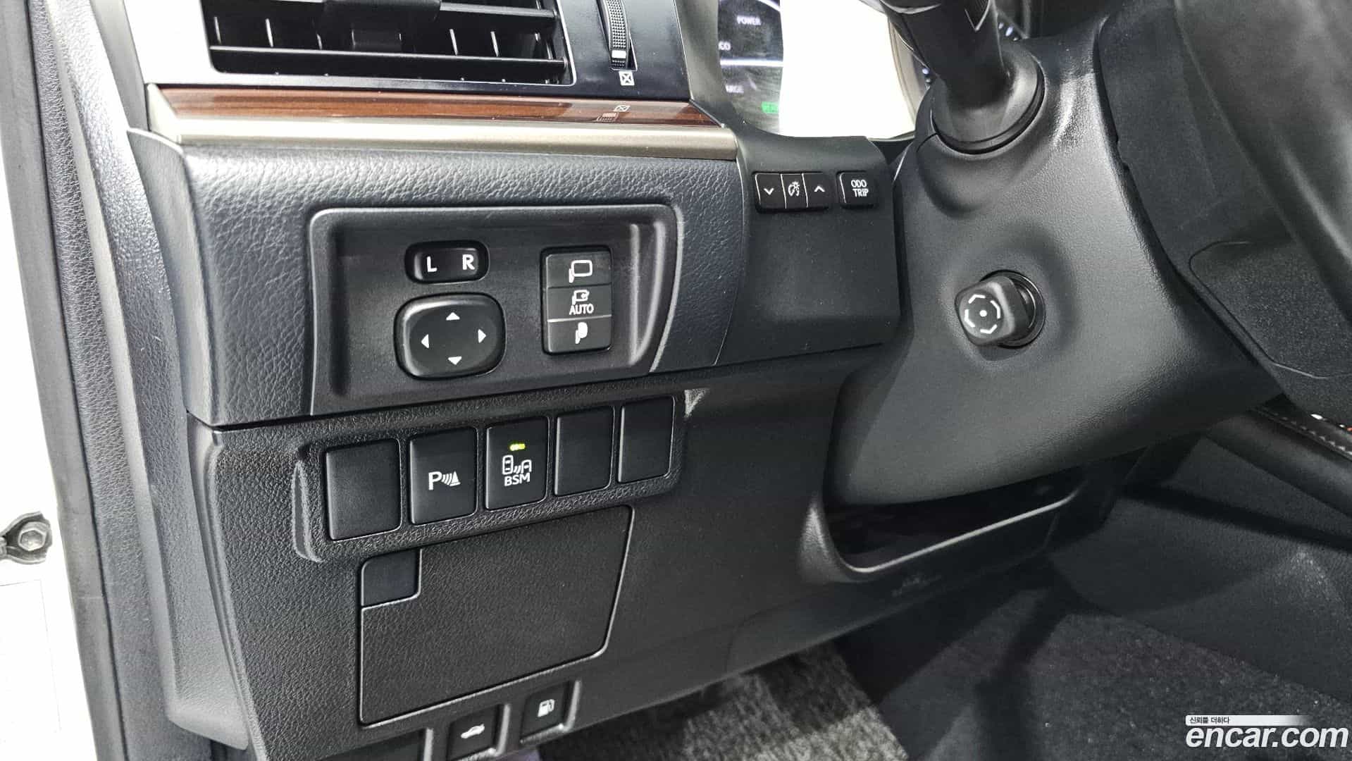 ES Lexus 2016.5-OPTION-018