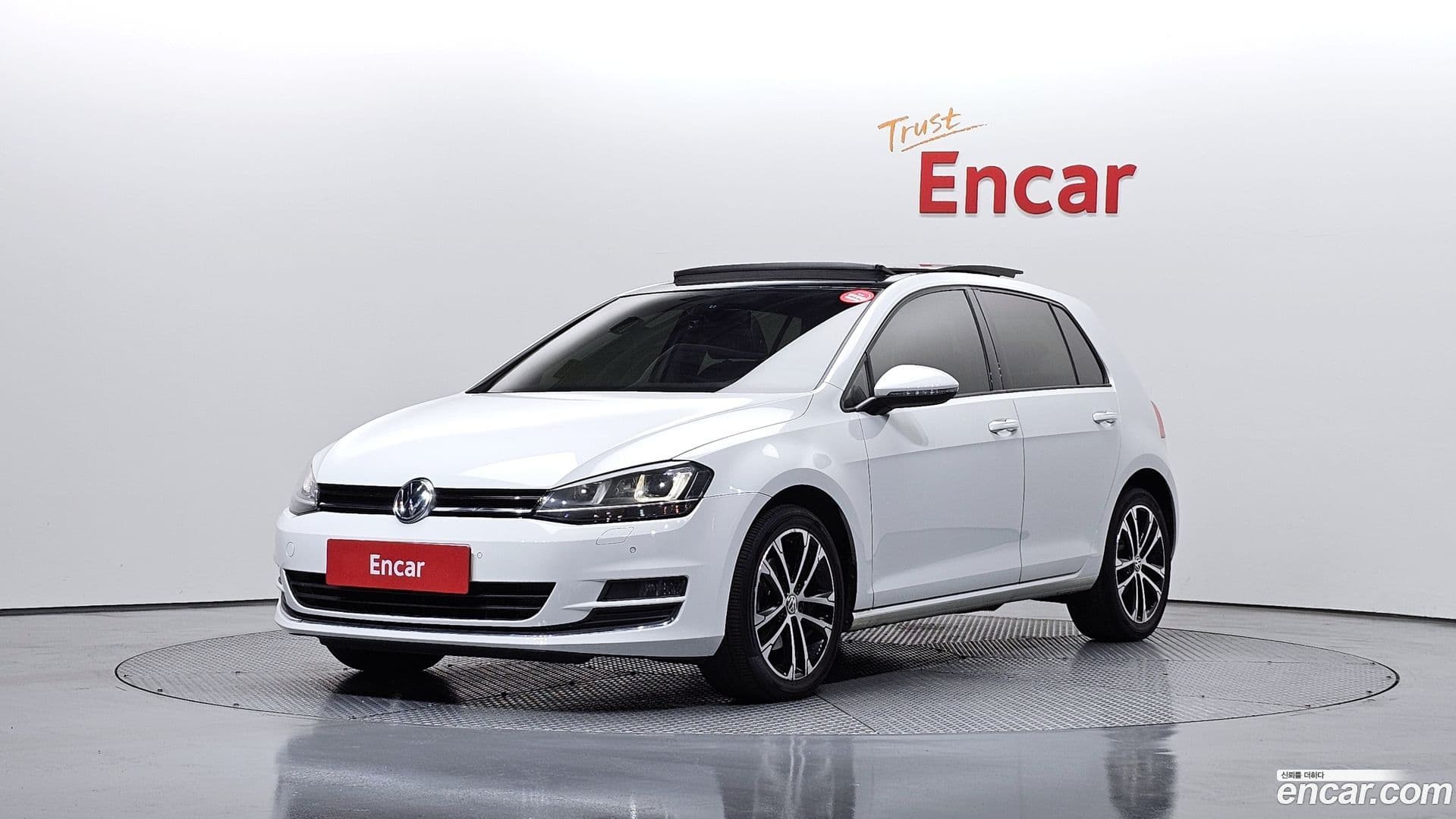 Main__Slider__Photo:Golf Volkswagen 2014.11-0