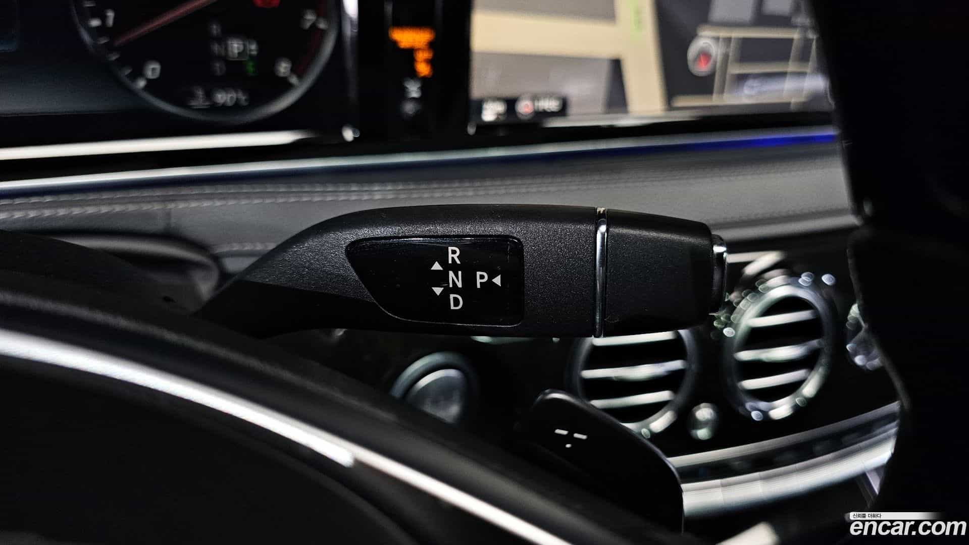 S-Class Mercedes-Benz 2014.11-INNER-009