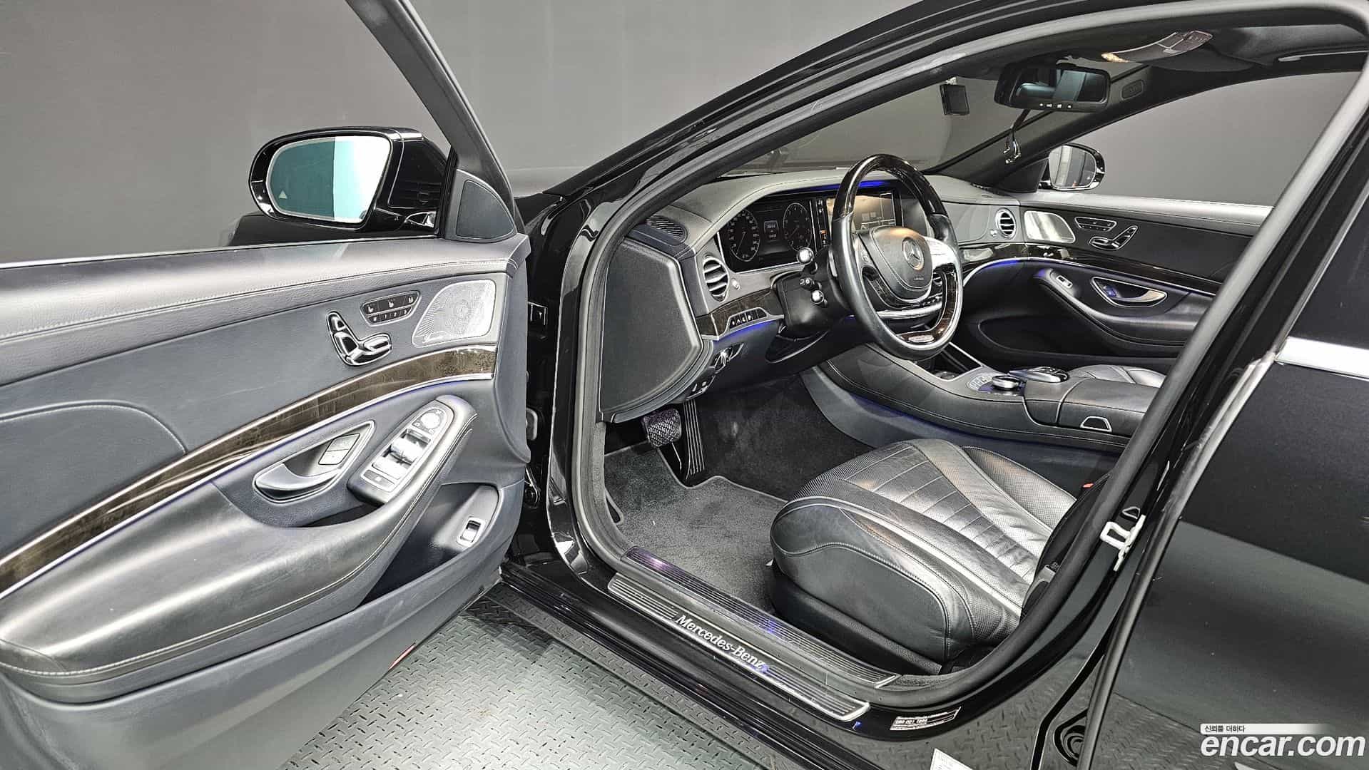 S-Class Mercedes-Benz 2014.11-INNER-010