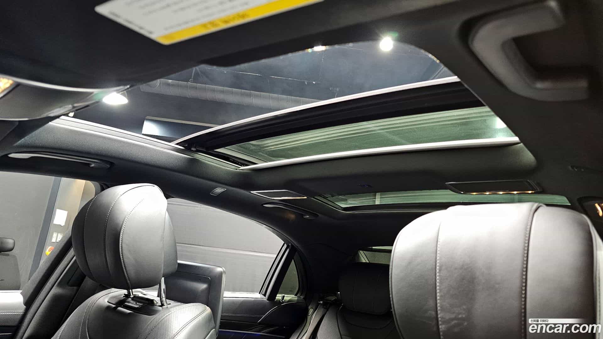 S-Class Mercedes-Benz 2014.11-OPTION-022