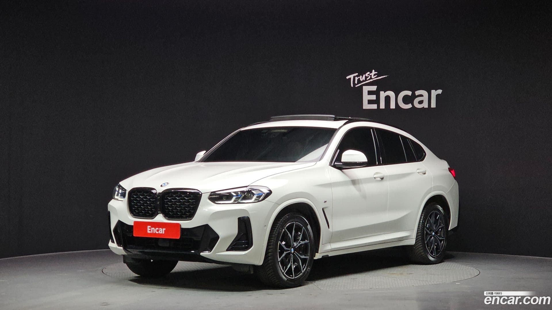 Main__Slider__Photo:X4 BMW 2023.11-0