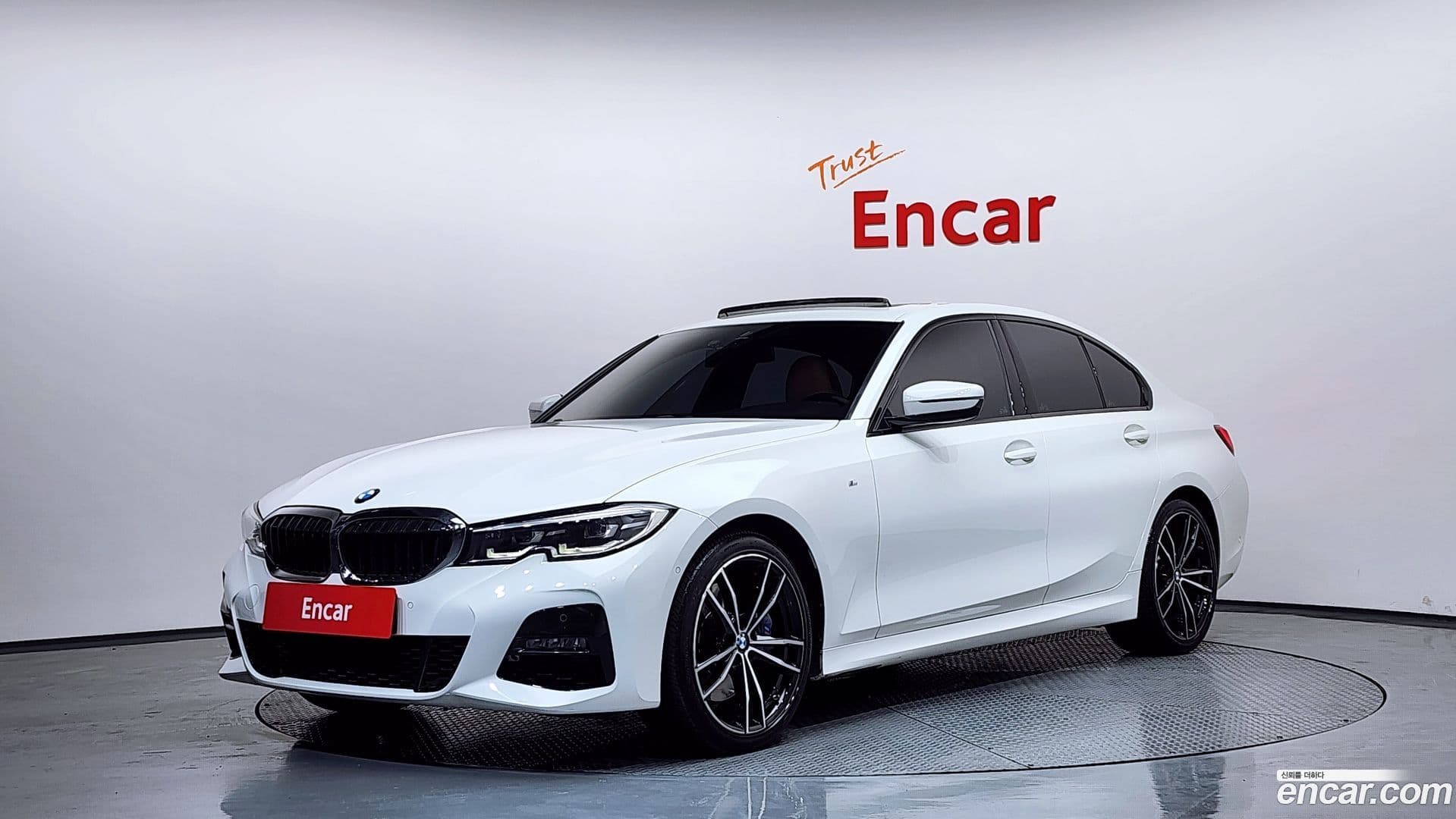 Main__Slider__Photo:3-Series BMW 2019.9-0