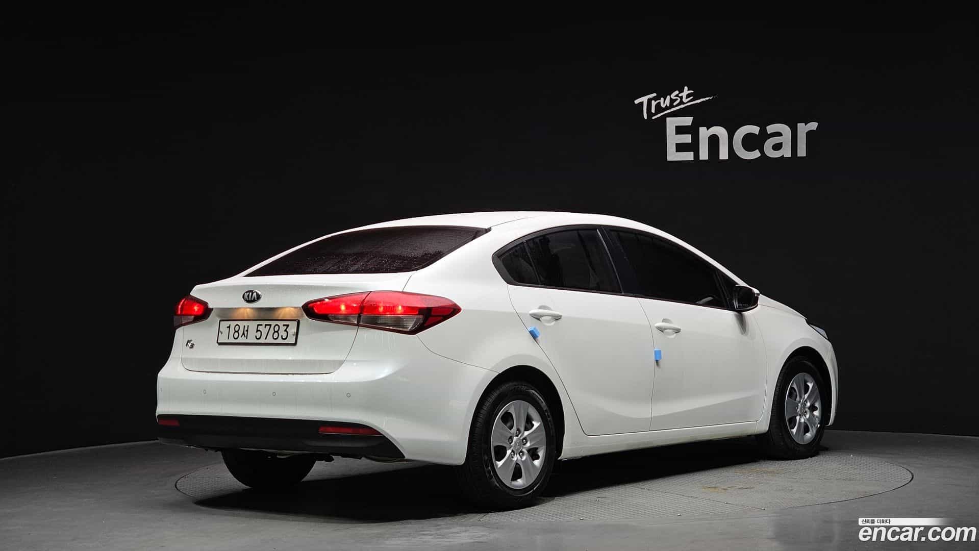 K3 Kia 2018.0-OUTER-002