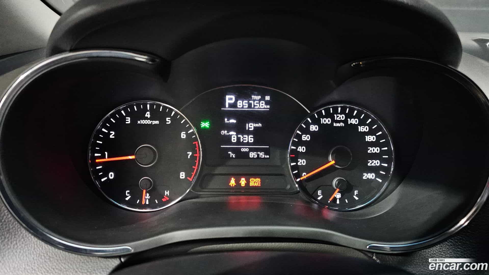 K3 Kia 2018.0-INNER-008
