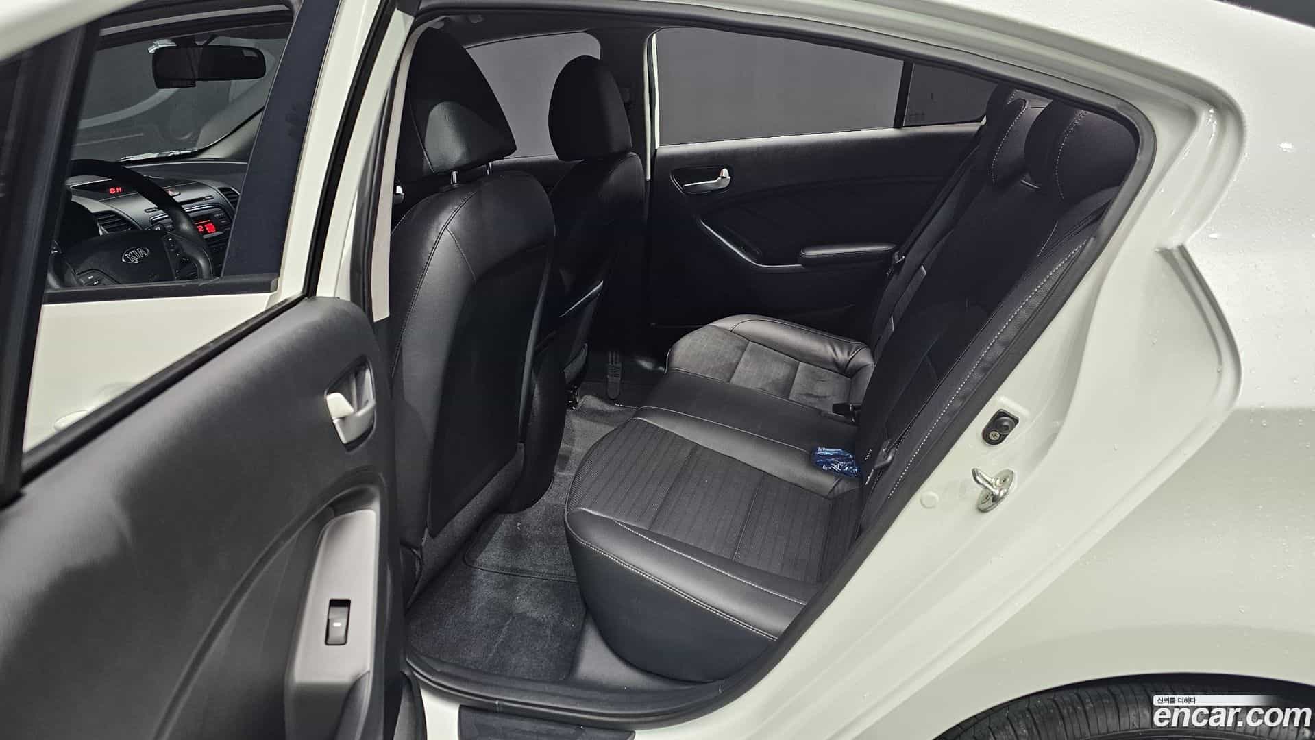 K3 Kia 2018.0-OPTION-016