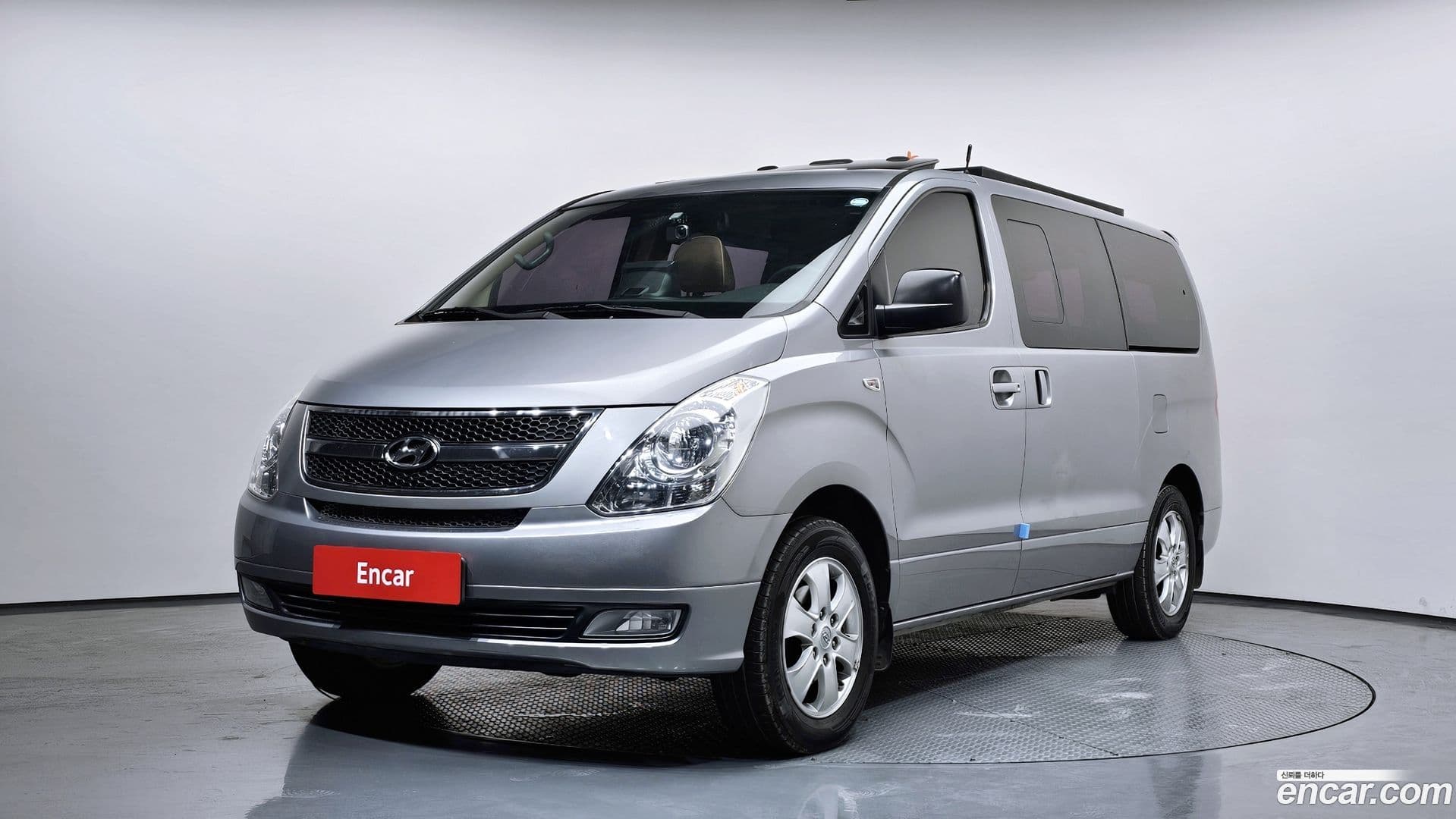 Main__Slider__Photo:Starex Hyundai 2015.5-0