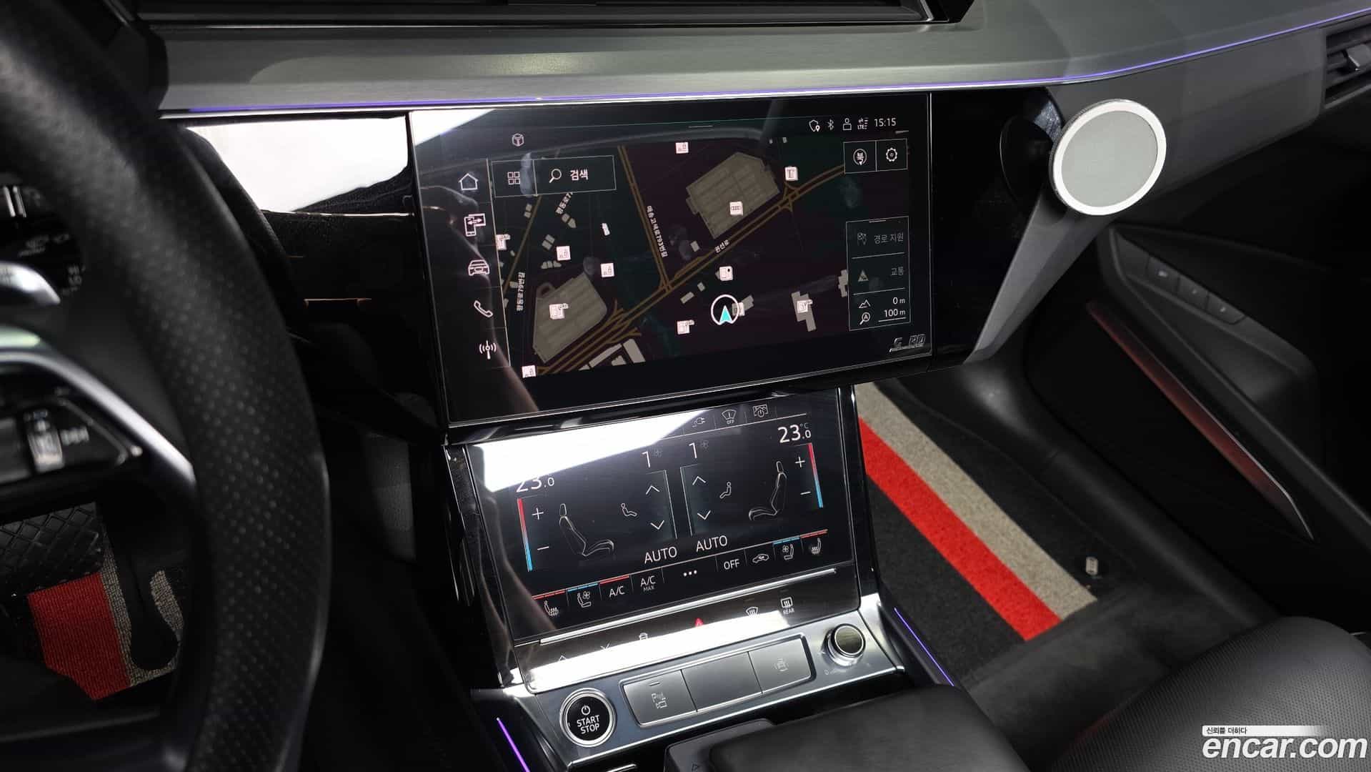e-tron Audi 2021.11-OPTION-018