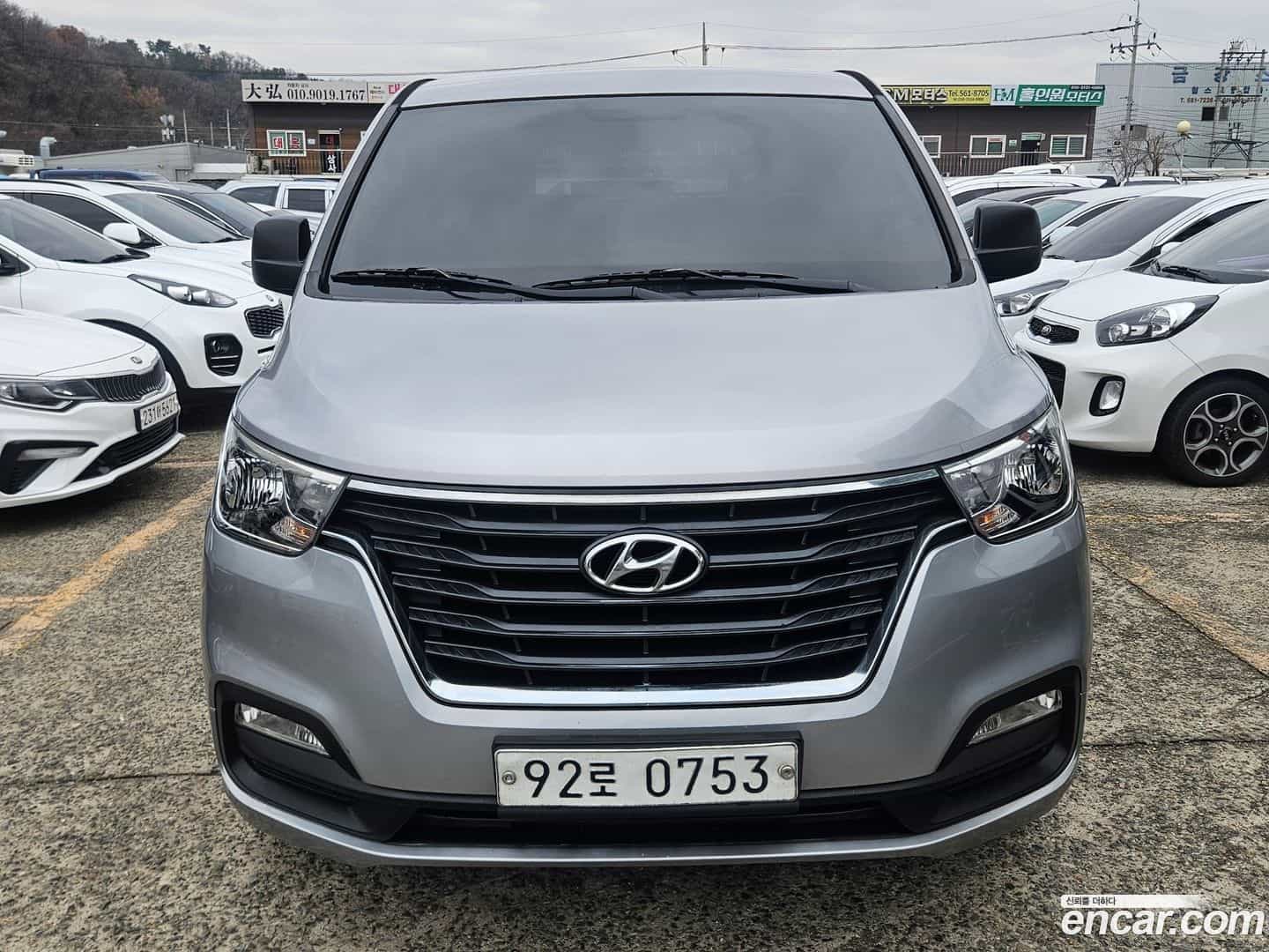 Starex Hyundai 2019.1-OUTER-001