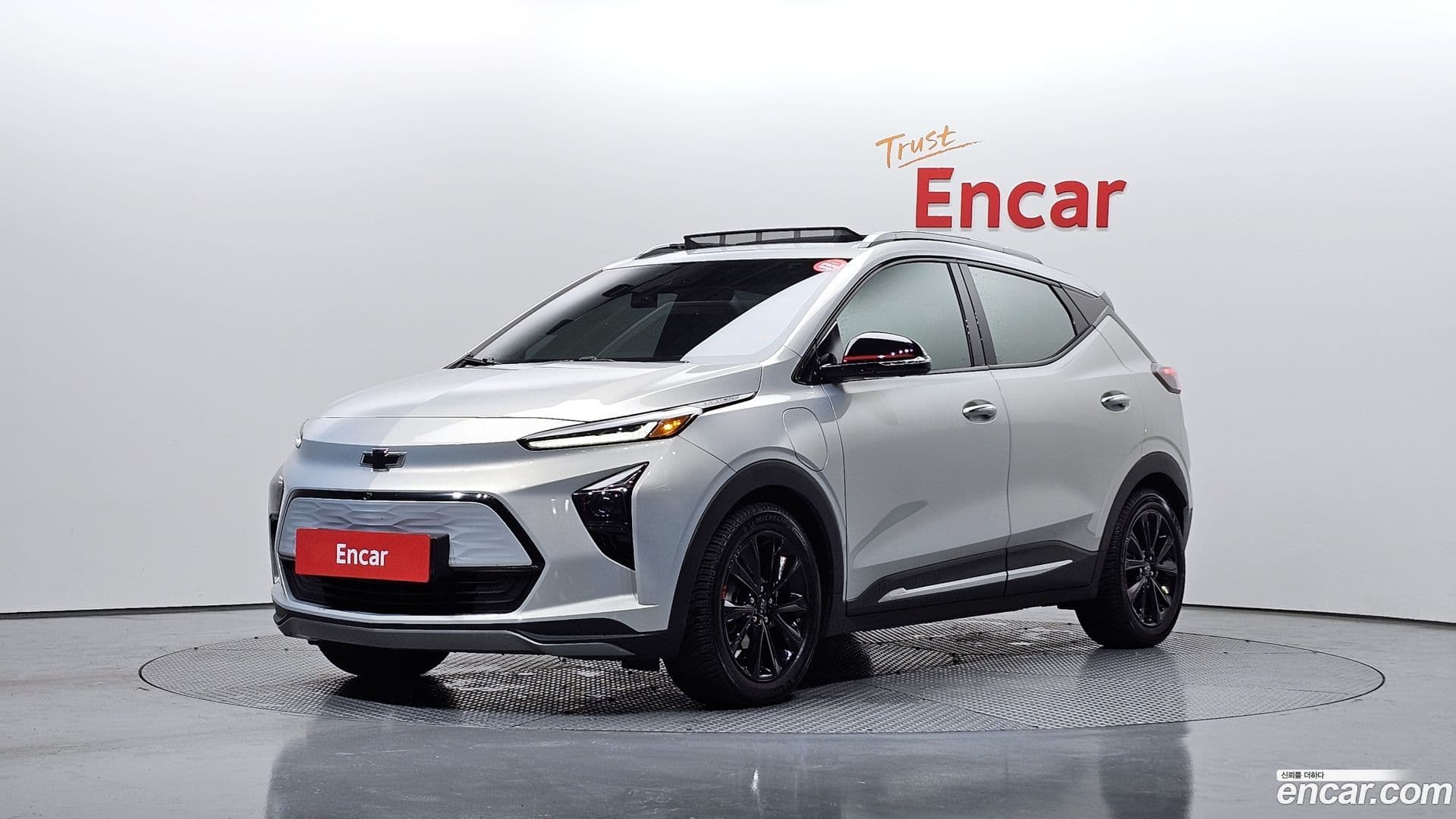 Main__Slider__Photo:볼트 EUV Chevrolet 2022.9-0