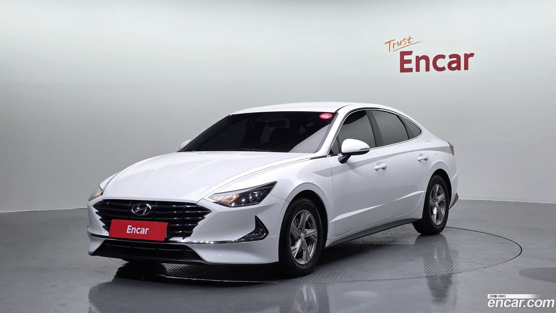 Main__Slider__Photo:Sonata Hyundai 2019.4-0