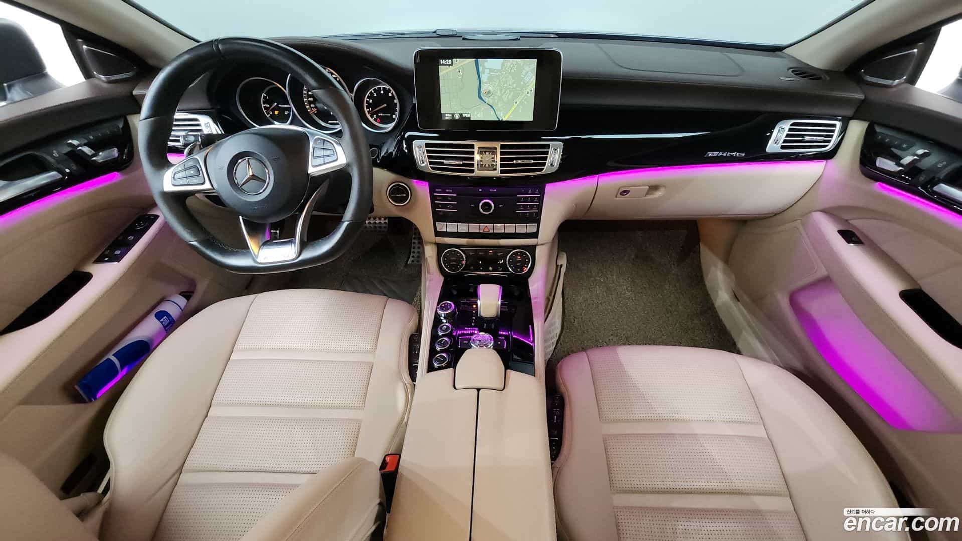 CLS-Class Mercedes-Benz 2015.11-INNER-007