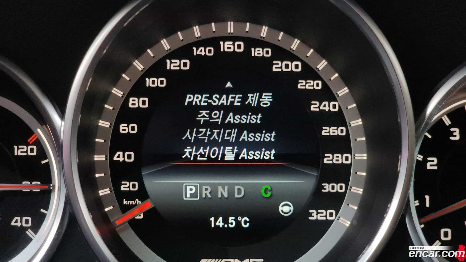 CLS-Class Mercedes-Benz 2015.11-OPTION-018